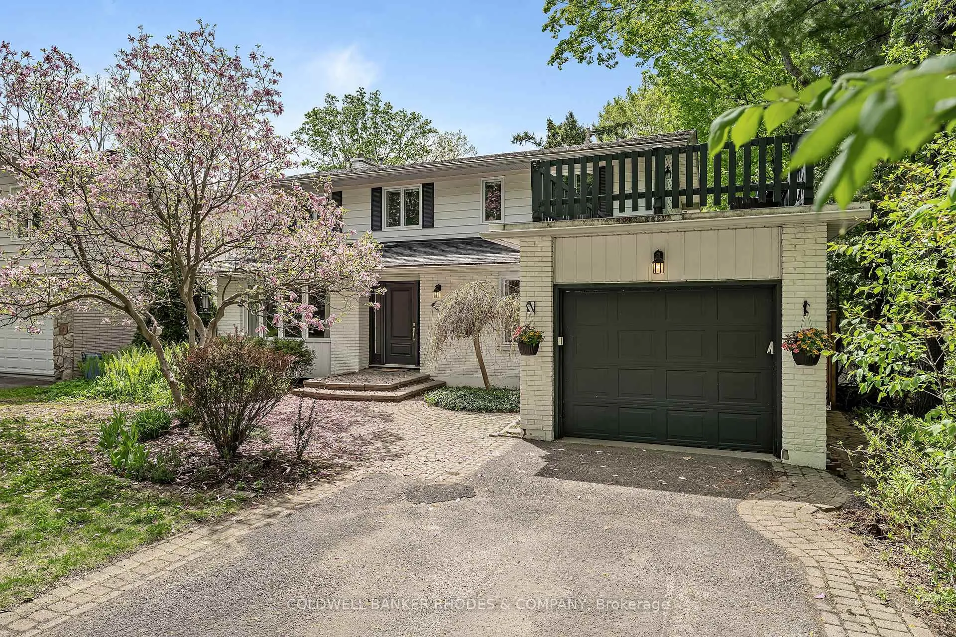 Photo 1 of 2228 Old Lilac Lane, Ottawa, Applewood Acres — HOMEH
