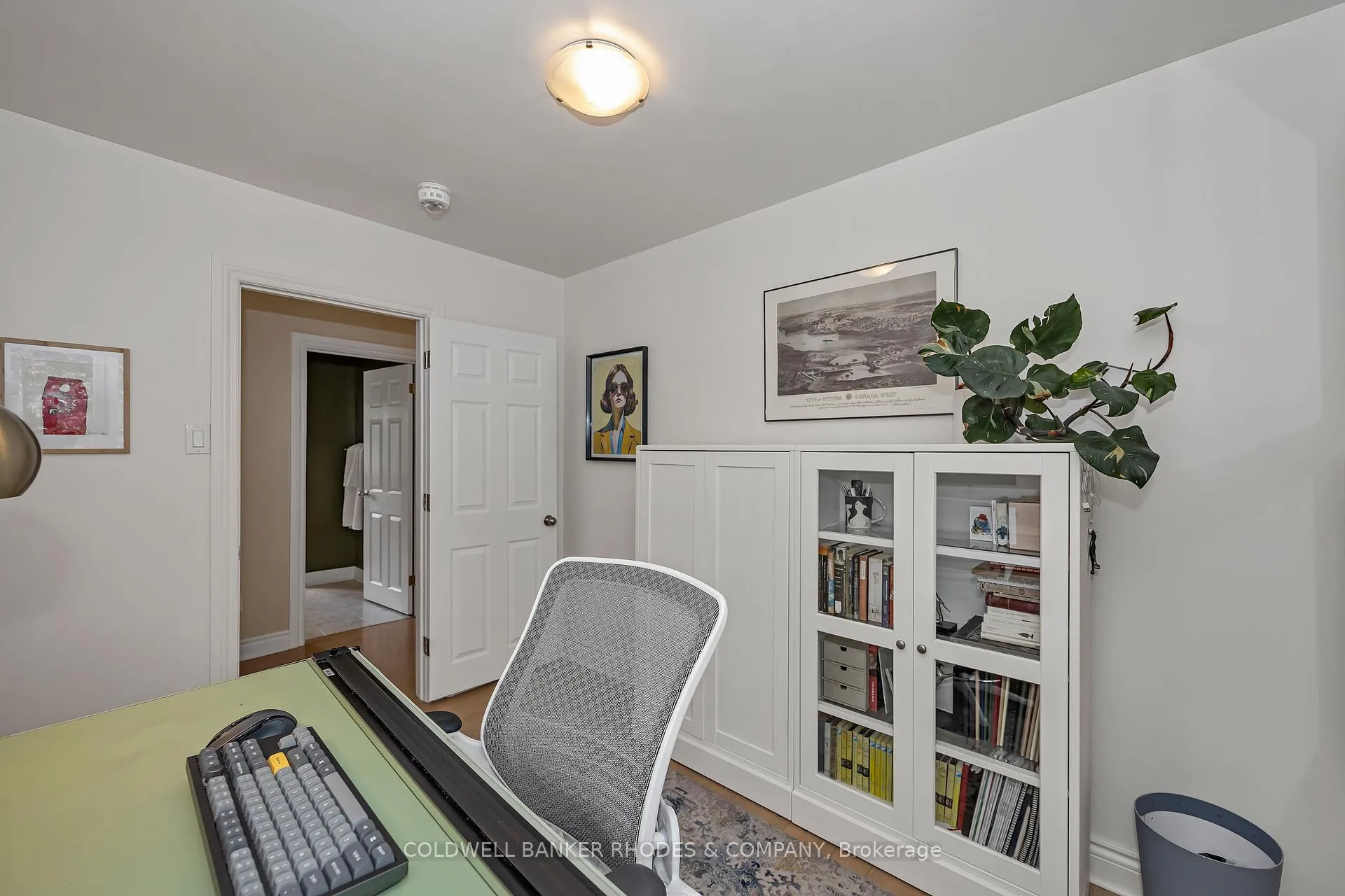 Photo 29 of 2228 Old Lilac Lane, Ottawa, Applewood Acres — HOMEH