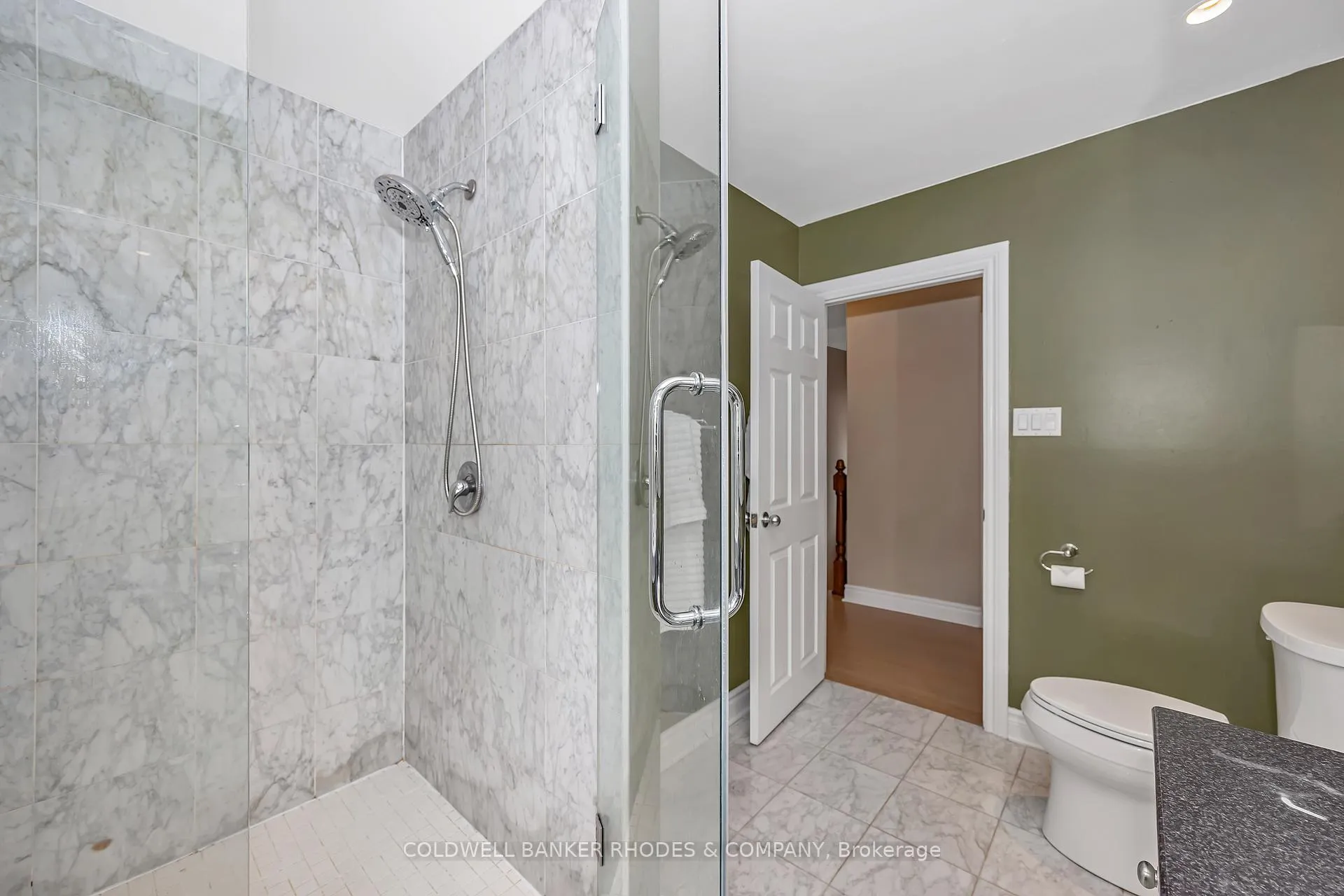 Photo 31 of 2228 Old Lilac Lane, Ottawa, Applewood Acres — HOMEH