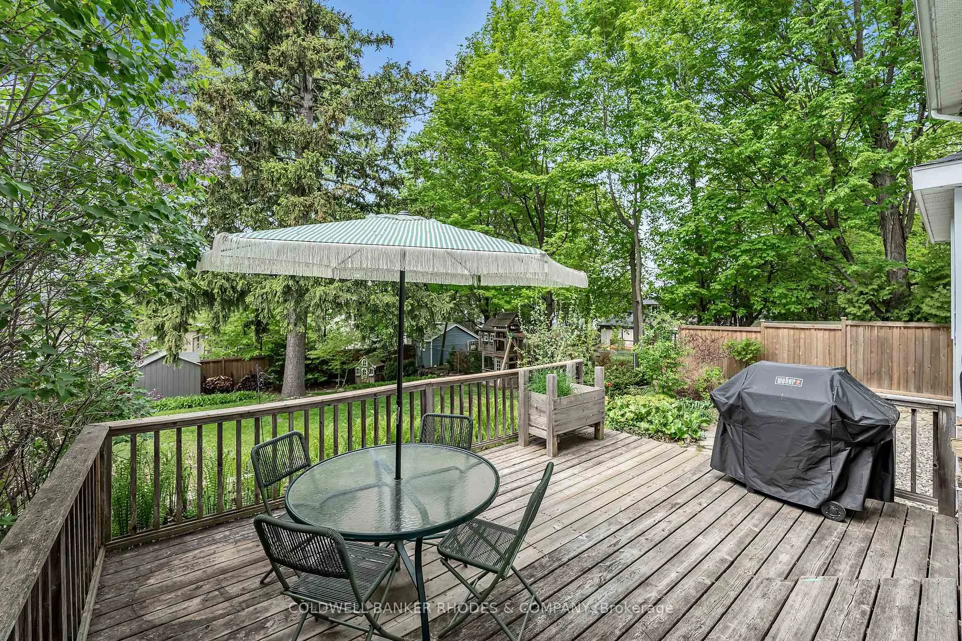 Photo 38 of 2228 Old Lilac Lane, Ottawa, Applewood Acres — HOMEH