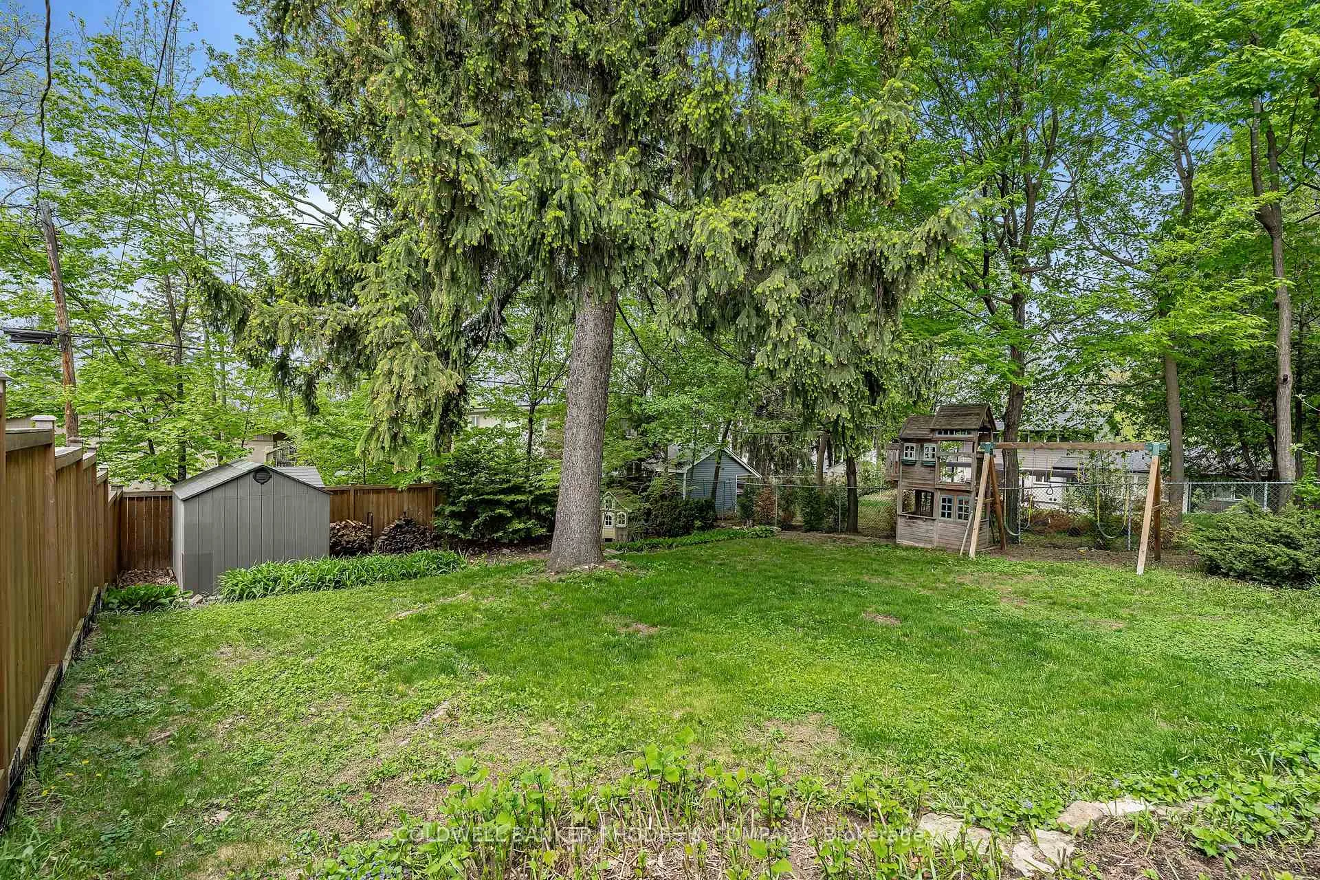 Photo 40 of 2228 Old Lilac Lane, Ottawa, Applewood Acres — HOMEH