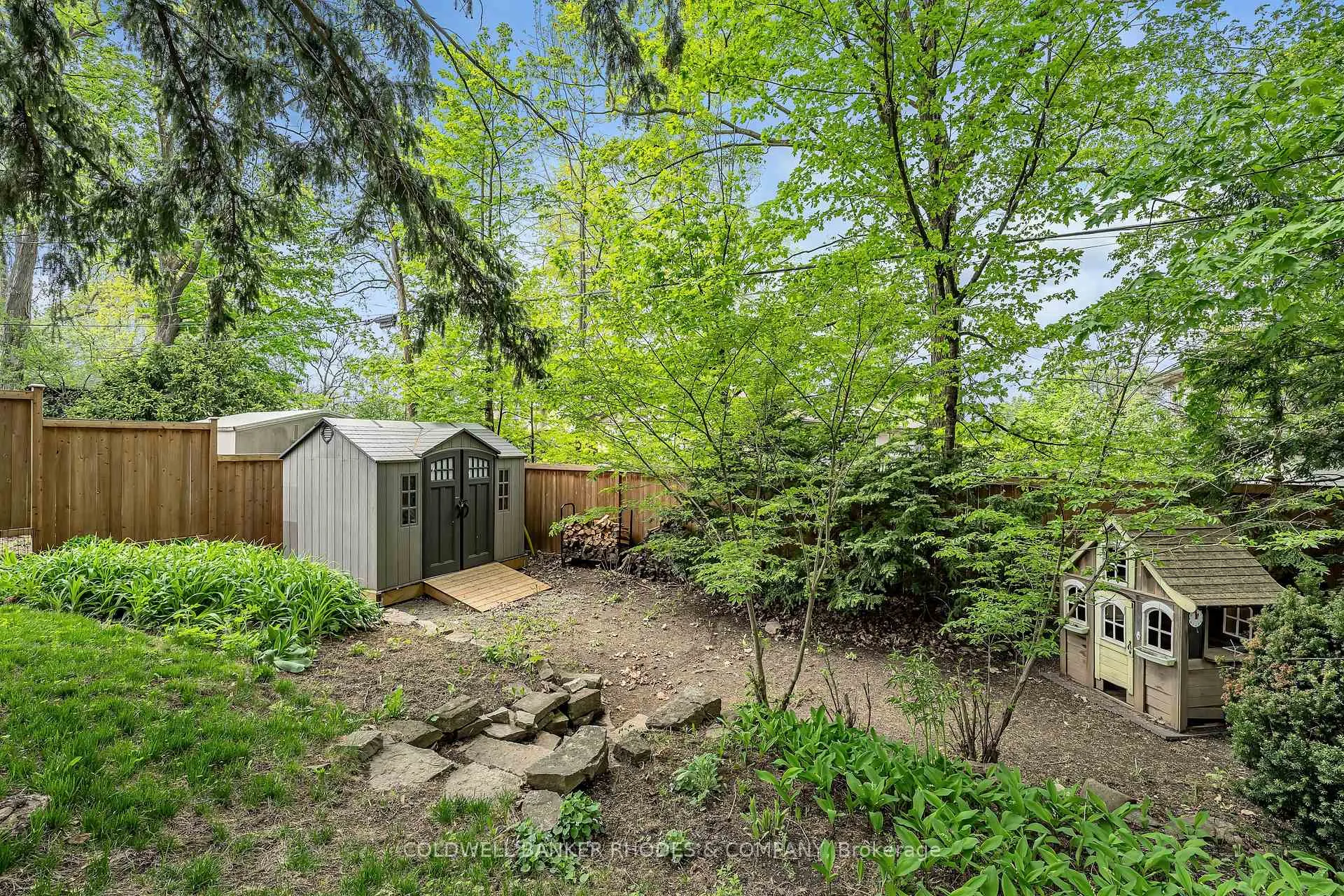 Photo 43 of 2228 Old Lilac Lane, Ottawa, Applewood Acres — HOMEH