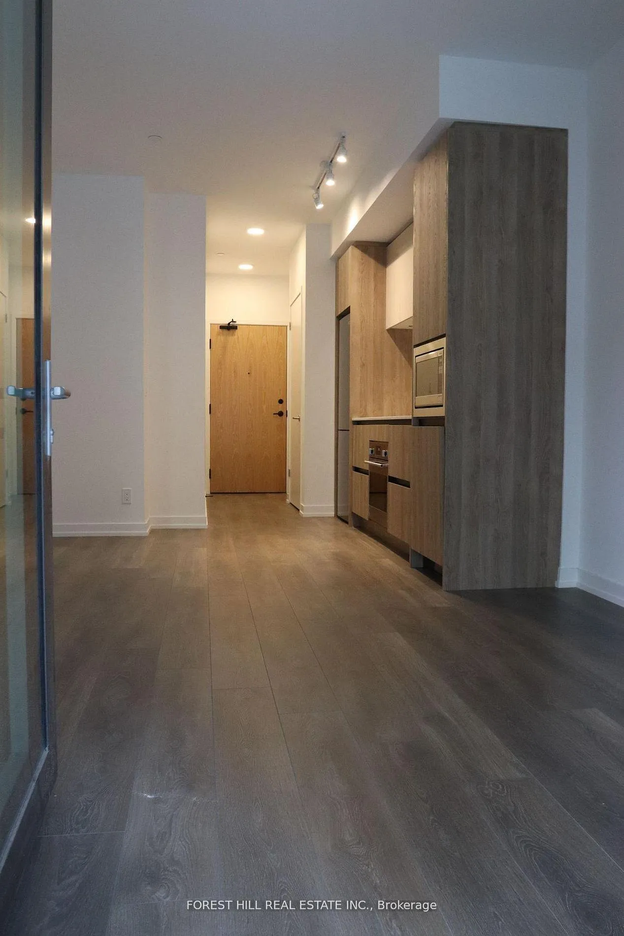 Photo 10 of Unit 109, 8 Beverley Glen Boulevard, Vaughan, Beverley Glen — HOMEH