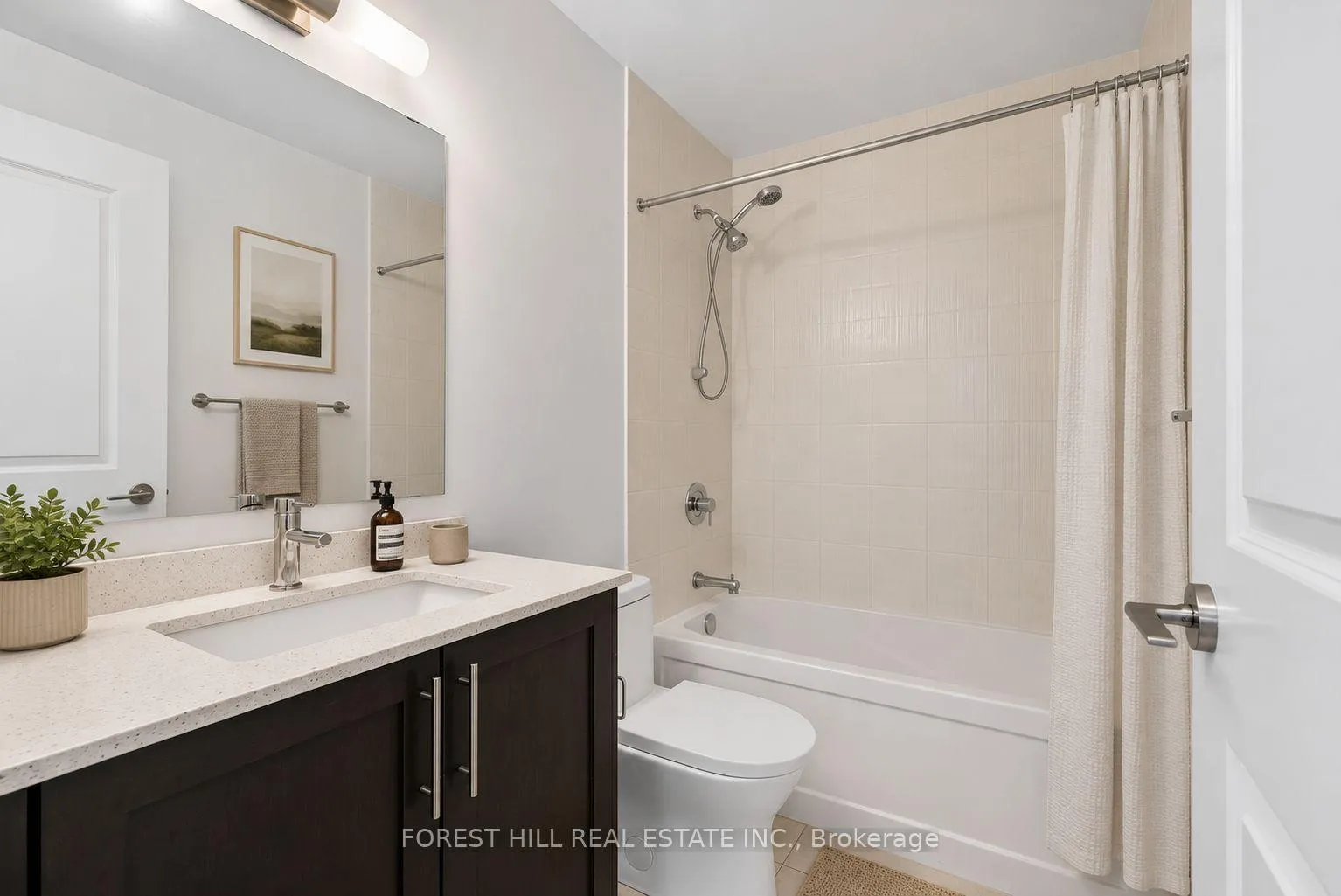 Photo 5 of Unit 208, 10 Gatineau Drive, Vaughan, Beverley Glen — HOMEH