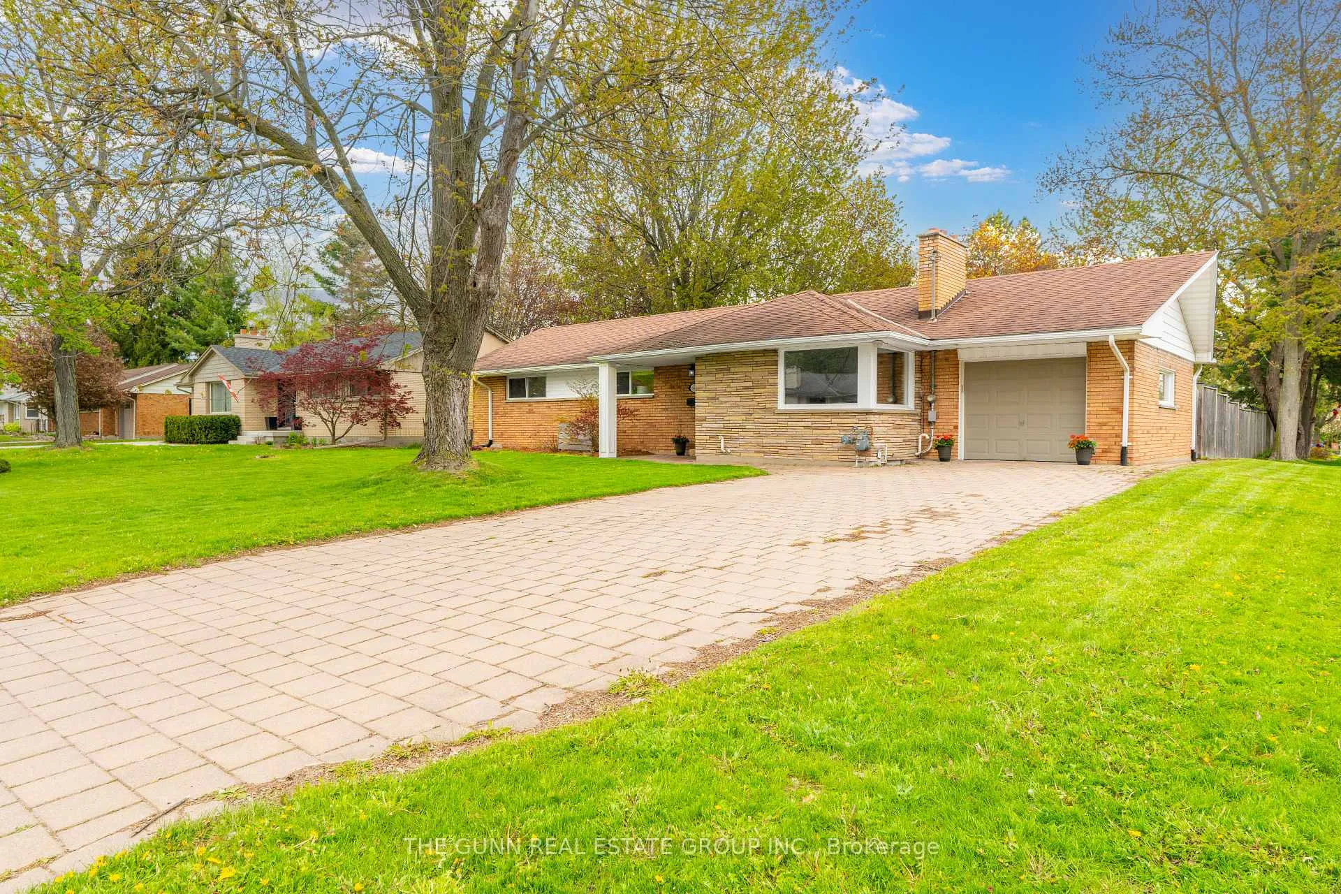 Photo 1 of 583 Oakridge Drive, London, North P — HOMEH