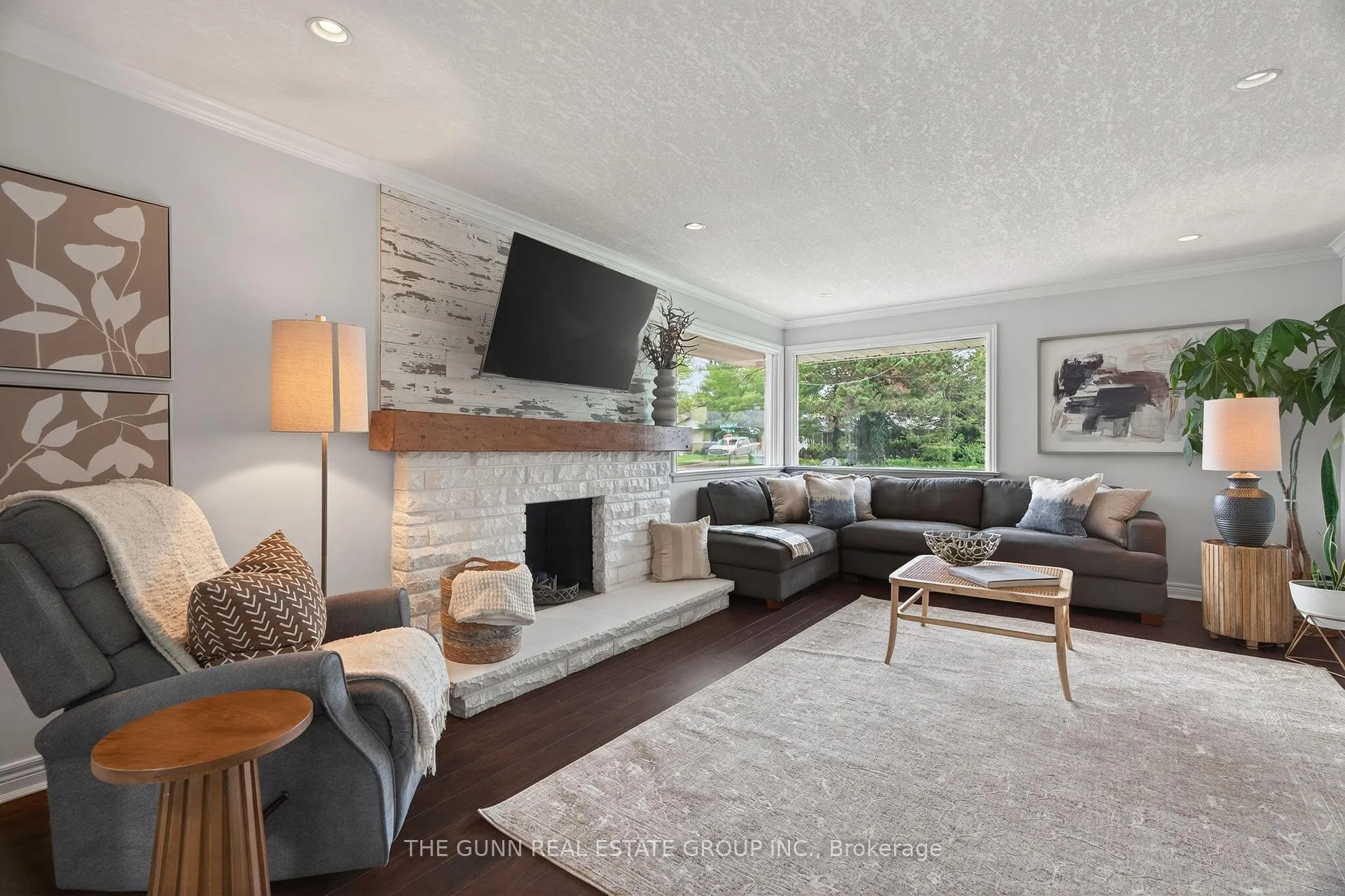 Photo 11 of 583 Oakridge Drive, London, North P — HOMEH