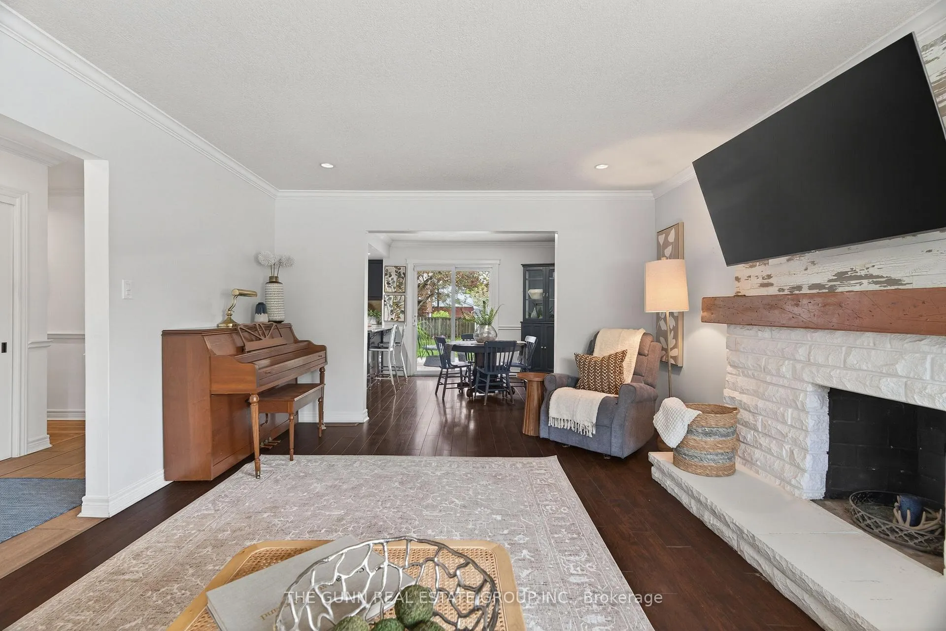 Photo 12 of 583 Oakridge Drive, London, North P — HOMEH