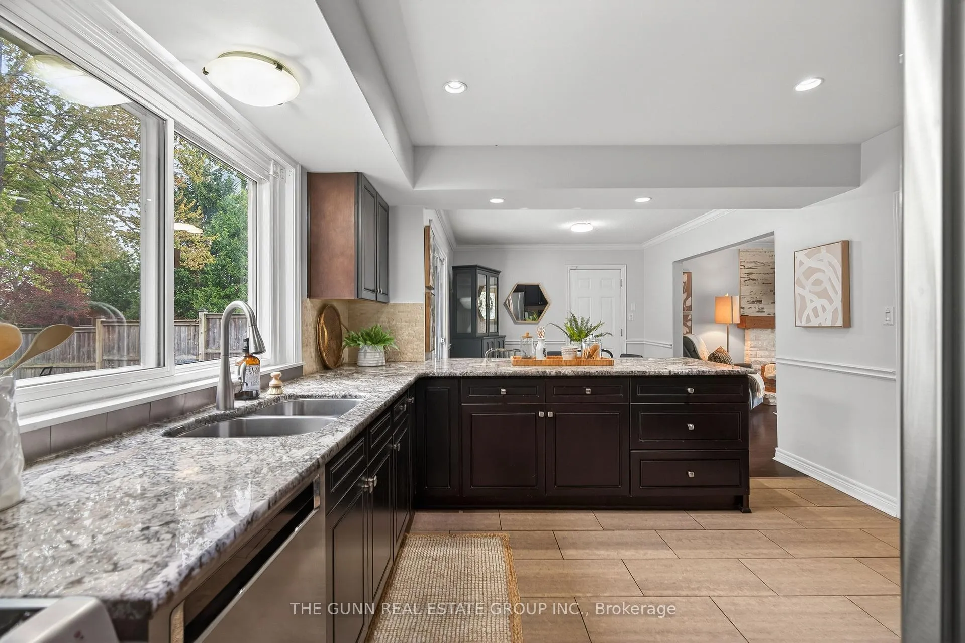 Photo 21 of 583 Oakridge Drive, London, North P — HOMEH