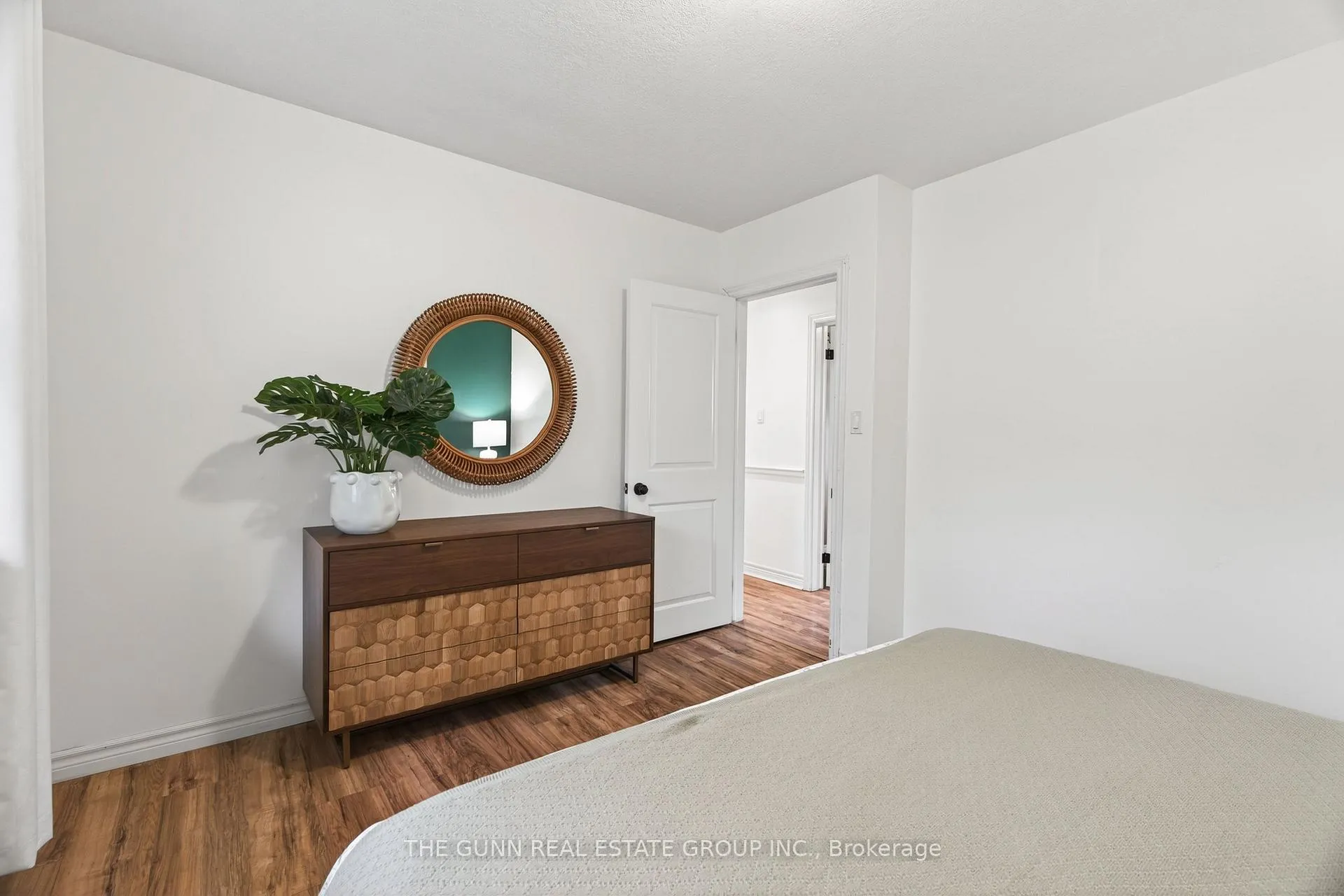 Photo 29 of 583 Oakridge Drive, London, North P — HOMEH