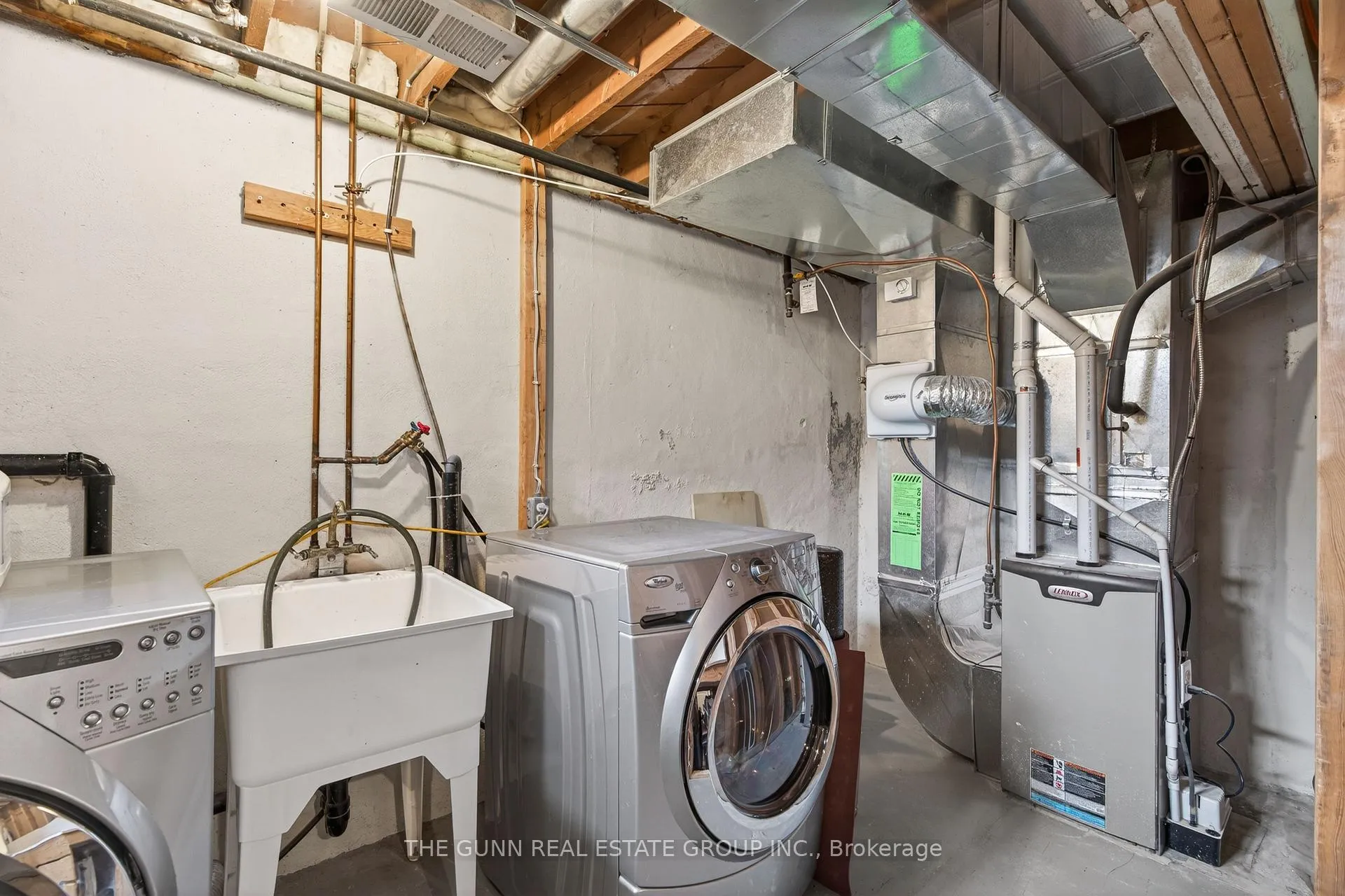 Photo 35 of 583 Oakridge Drive, London, North P — HOMEH