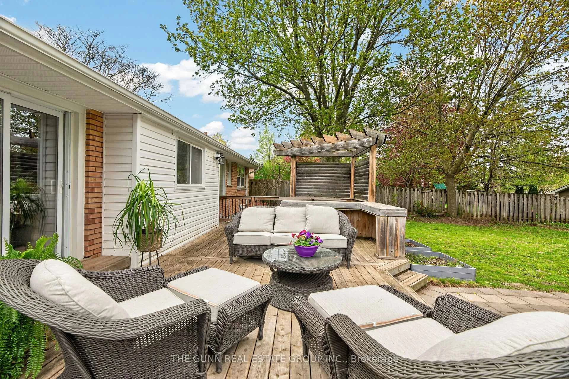 Photo 47 of 583 Oakridge Drive, London, North P — HOMEH