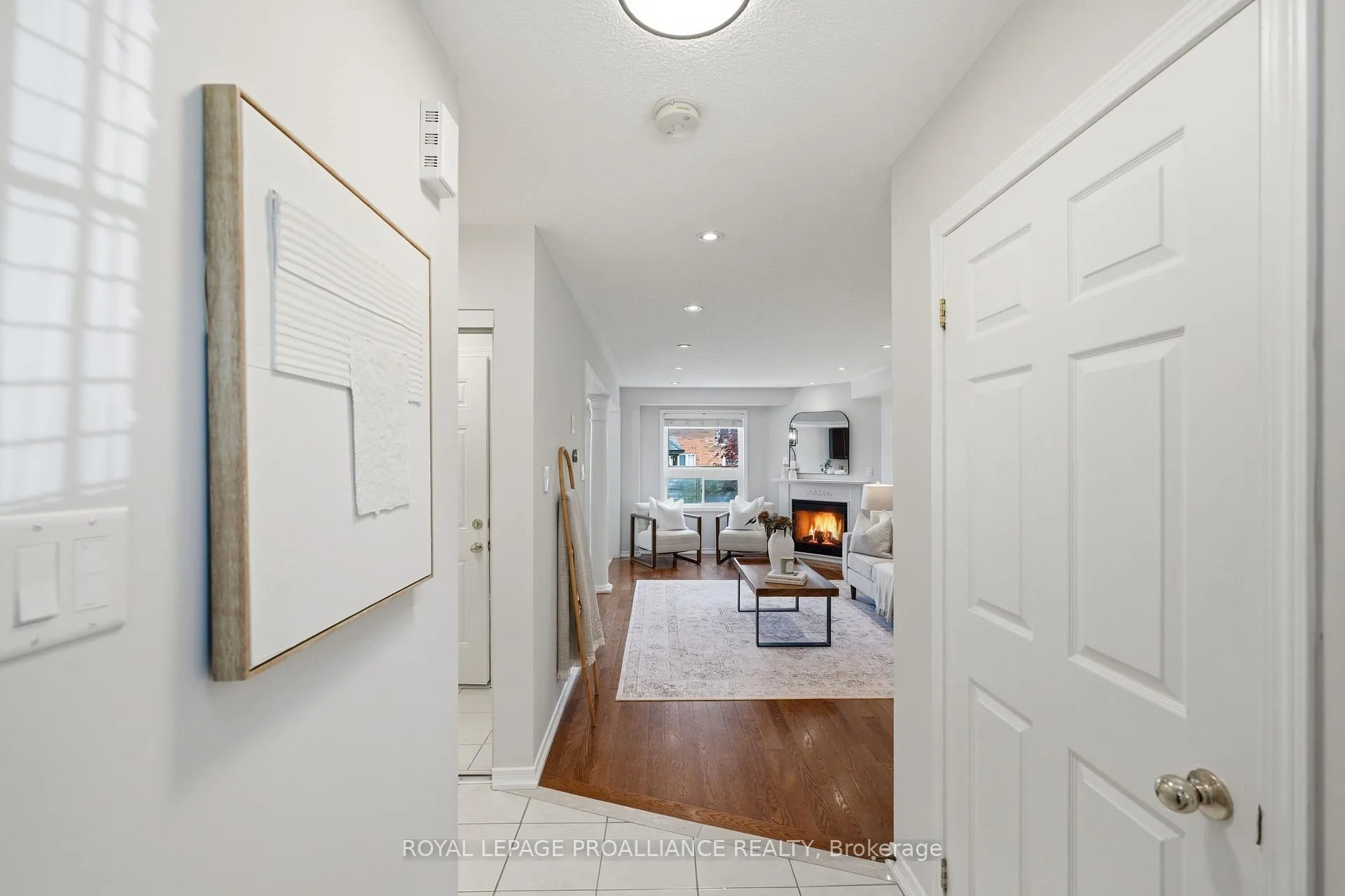 Photo 12 of 23 Courvier Crescent, Clarington, Bowmanville — HOMEH