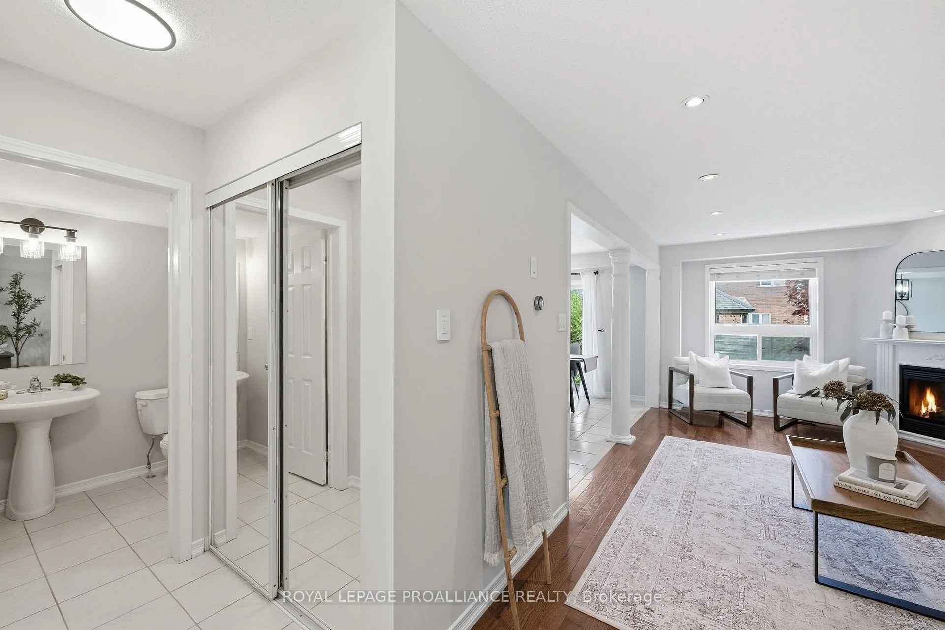 Photo 13 of 23 Courvier Crescent, Clarington, Bowmanville — HOMEH