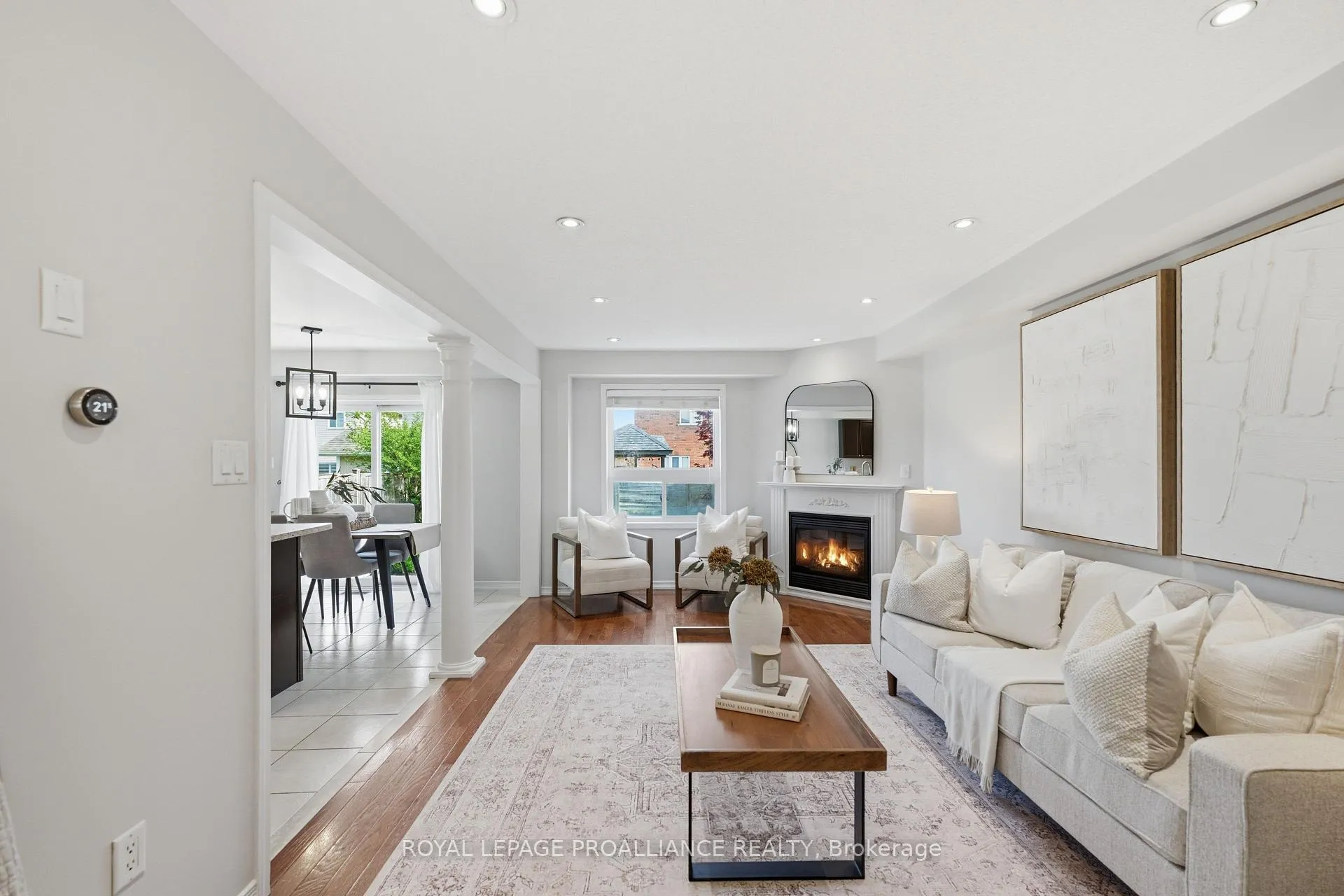 Photo 16 of 23 Courvier Crescent, Clarington, Bowmanville — HOMEH