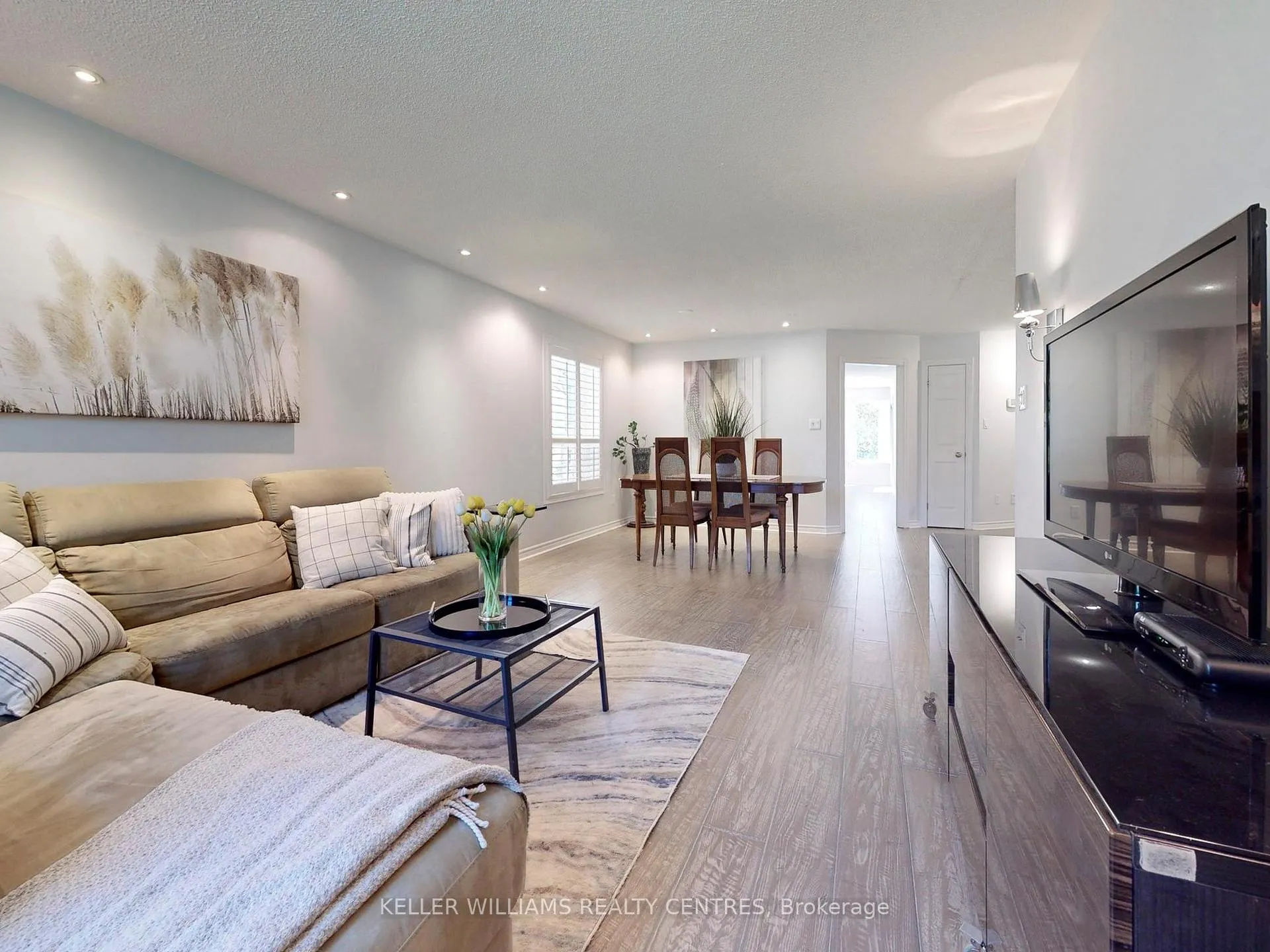 Photo 6 of 14 Gables Way, Barrie, South Shore — HOMEH