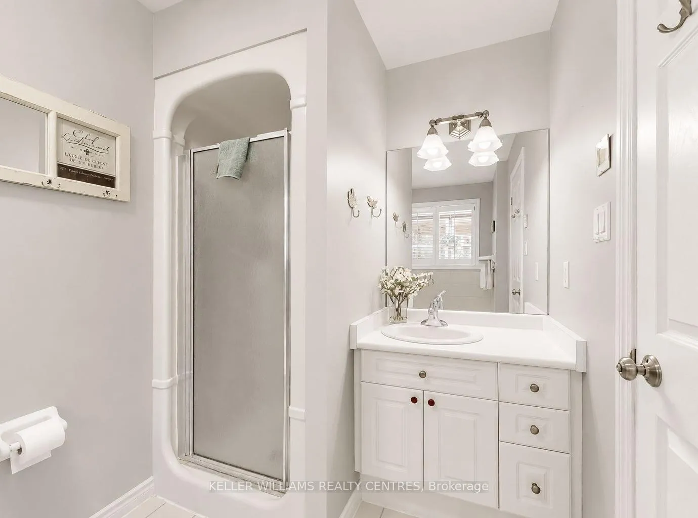 Photo 16 of 14 Gables Way, Barrie, South Shore — HOMEH