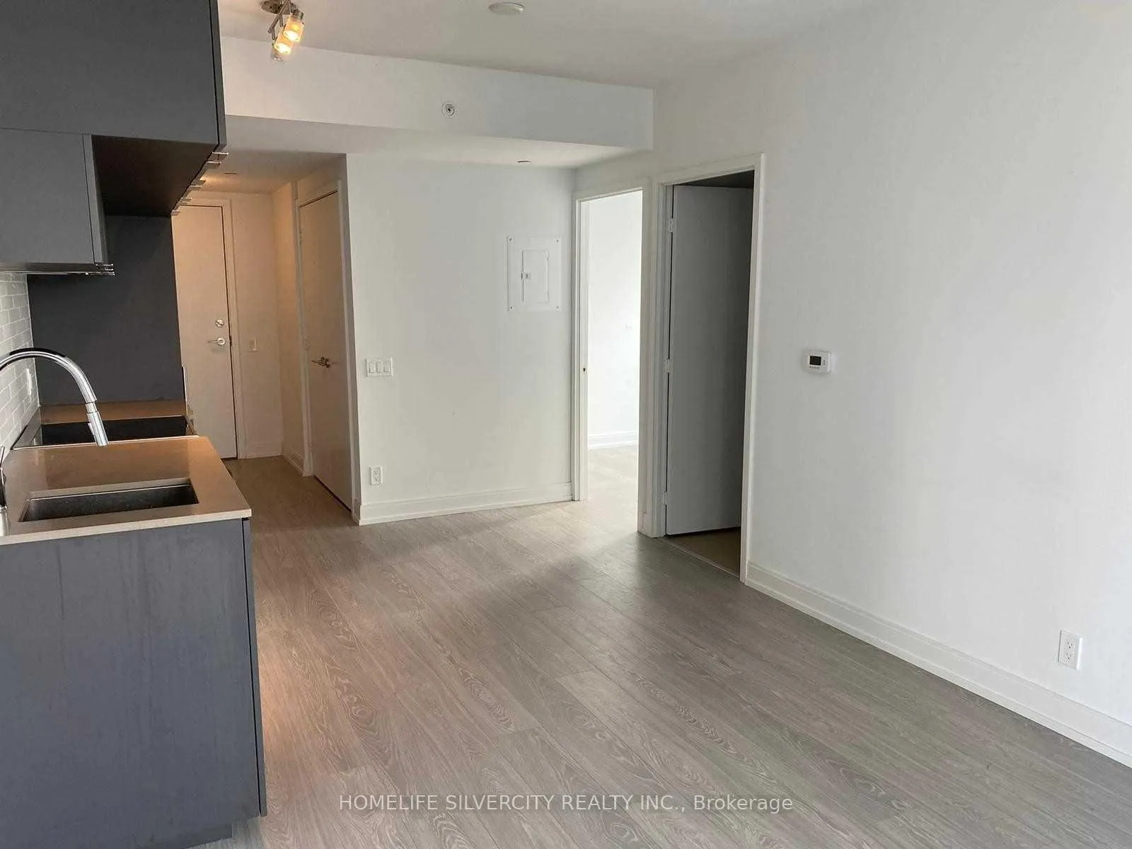 Photo 10 of Unit 4511, 181 Dundas Street E, Toronto, Moss Park — HOMEH