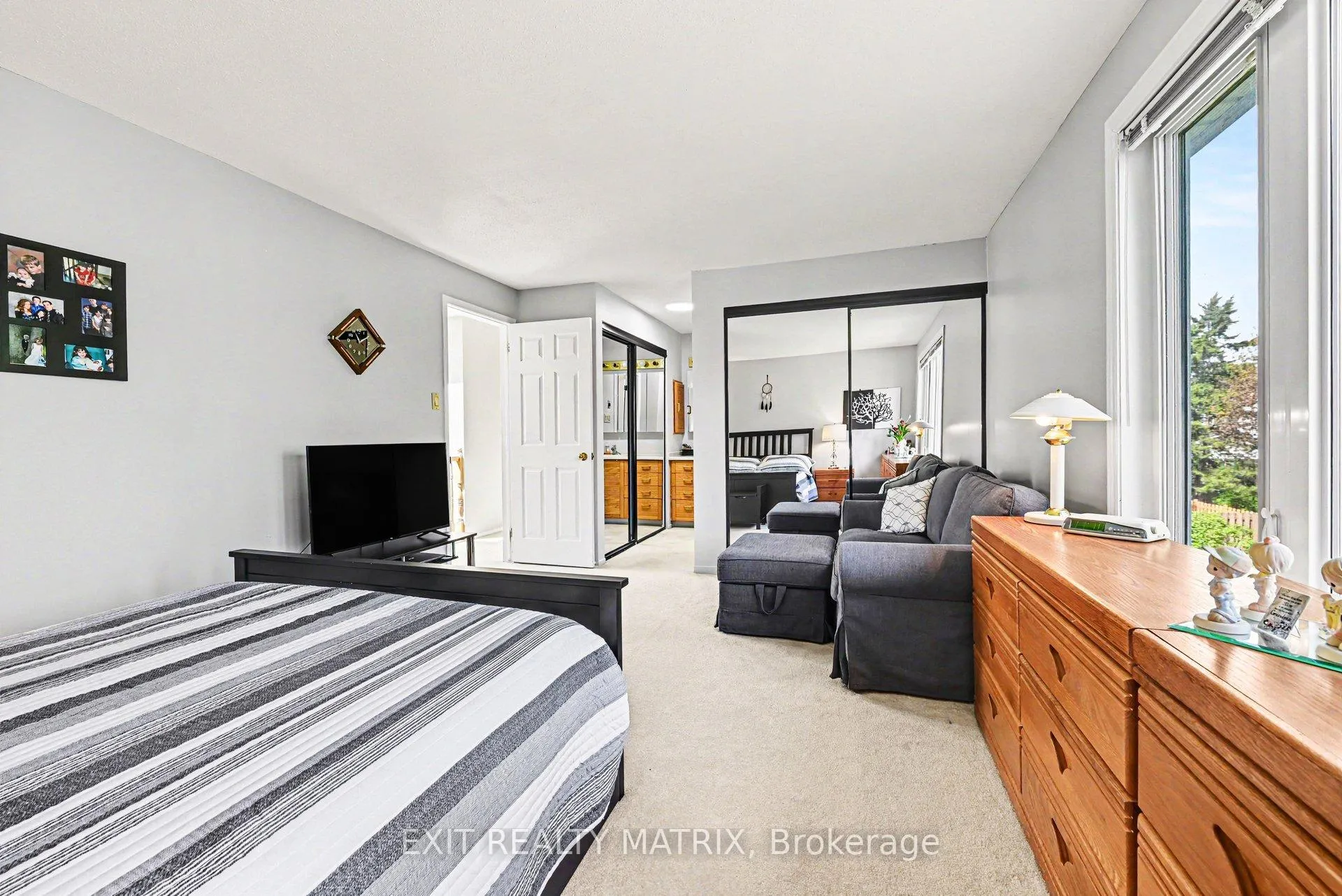 Photo 16 of 5968 Meadowglen Drive, Ottawa, Chapel Hill — HOMEH