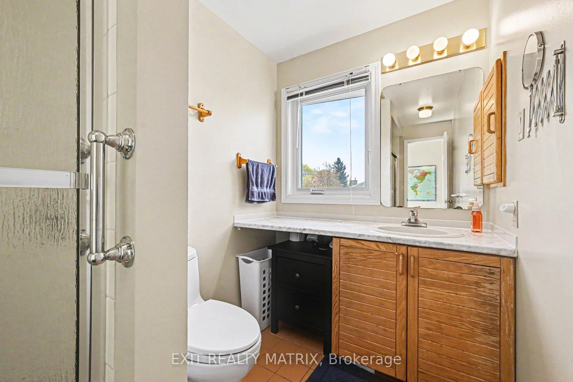 Photo 19 of 5968 Meadowglen Drive, Ottawa, Chapel Hill — HOMEH