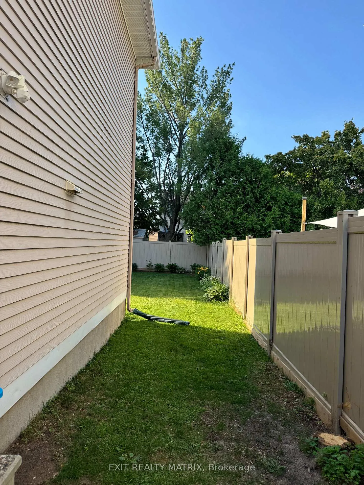 Photo 22 of 5968 Meadowglen Drive, Ottawa, Chapel Hill — HOMEH