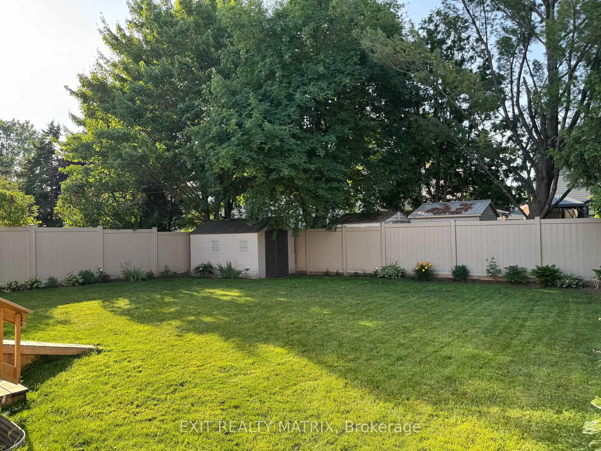 Photo 23 of 5968 Meadowglen Drive, Ottawa, Chapel Hill — HOMEH