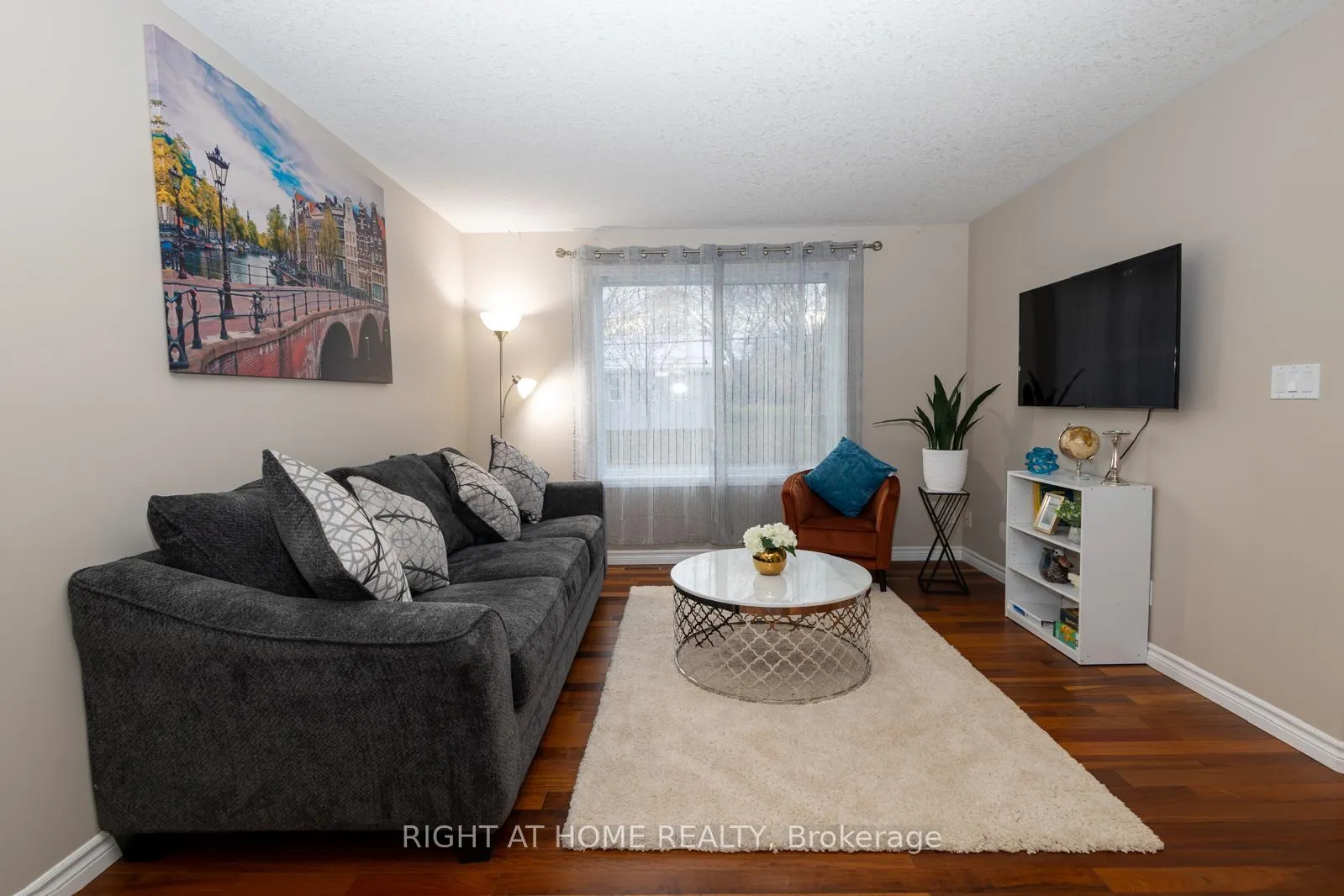Photo 9 of 73 Frank Street, Belleville, Belleville Ward — HOMEH