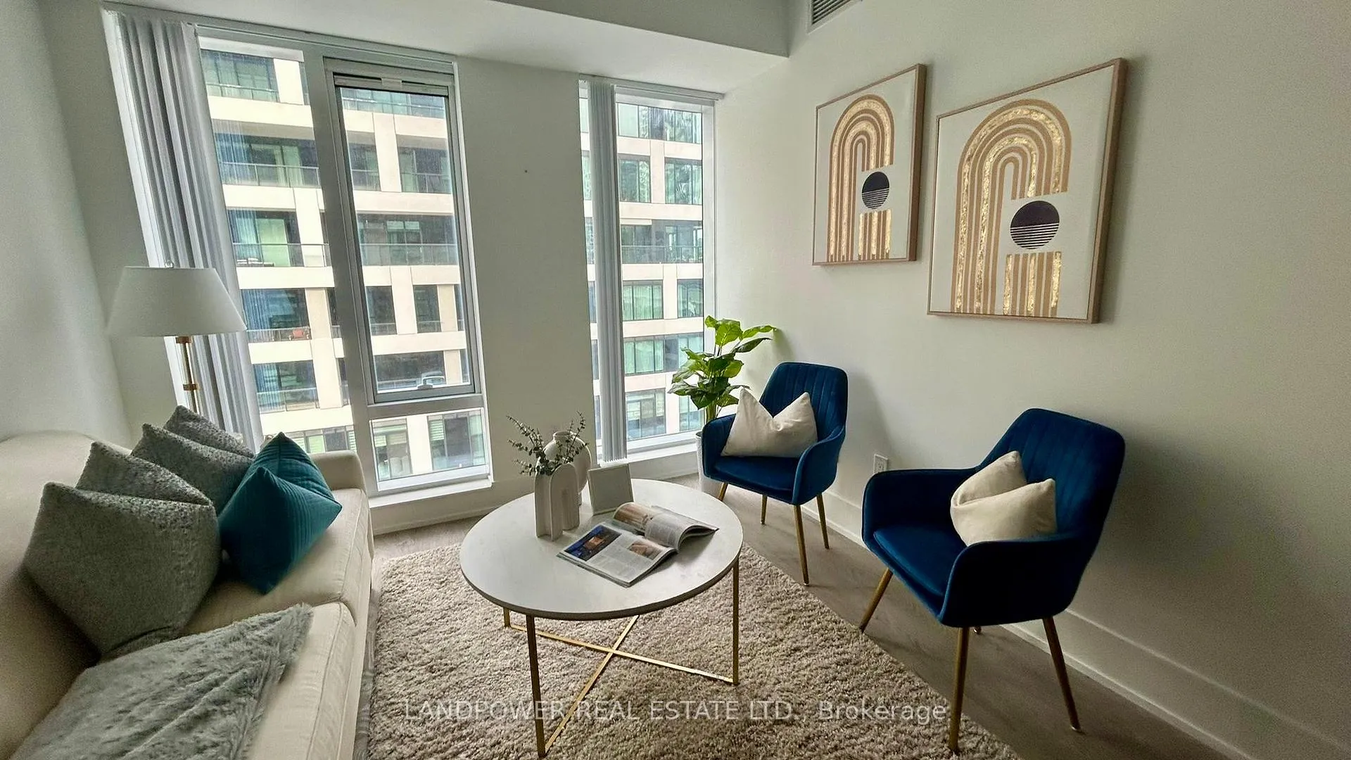 Photo 2 of Unit 805, 480 Front Street W, Toronto, Waterfront Communities — HOMEH