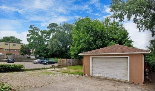 Photo 10 of 100 Fairway Road N, Kitchener — HOMEH