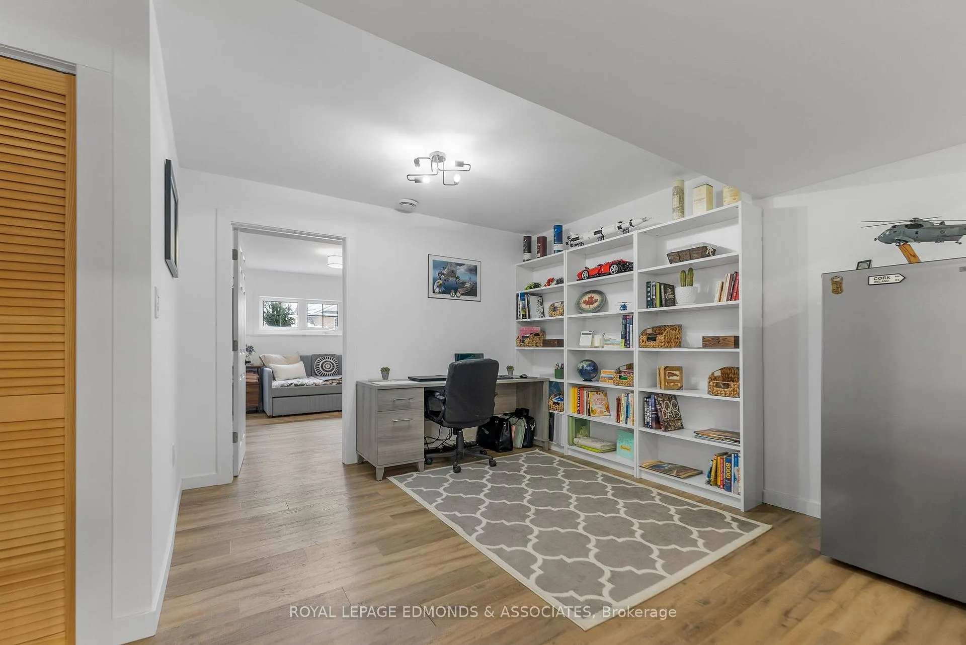 Photo 23 of 669 Fairview Avenue S, Laurentian Valley — HOMEH