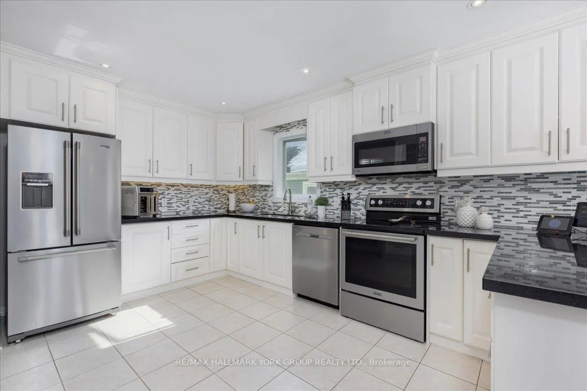 Photo 19 of 19 Silverstone Crescent, Georgina, Keswick South — HOMEH