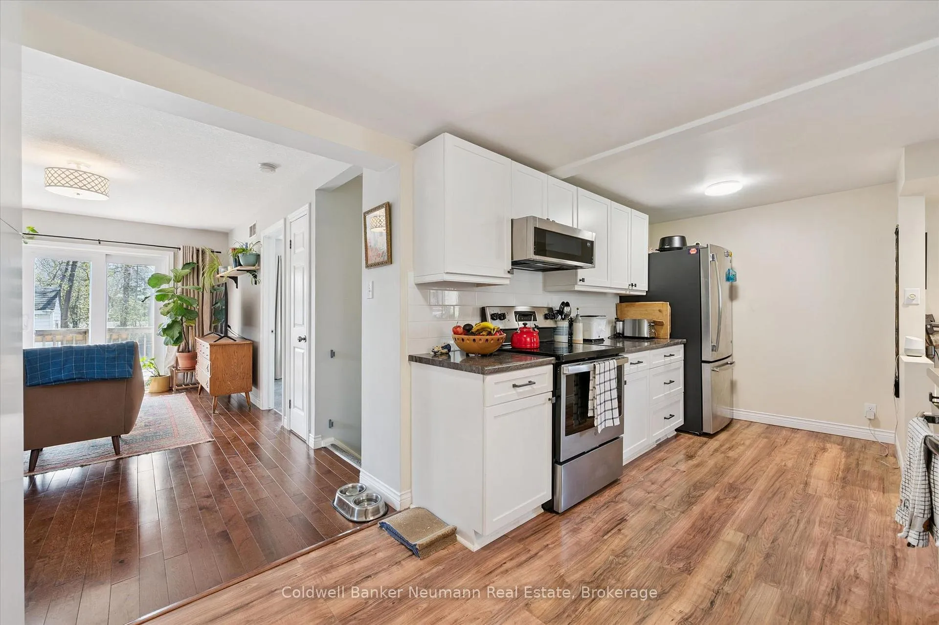Photo 6 of 161 Grange Street, Guelph, St. George's — HOMEH