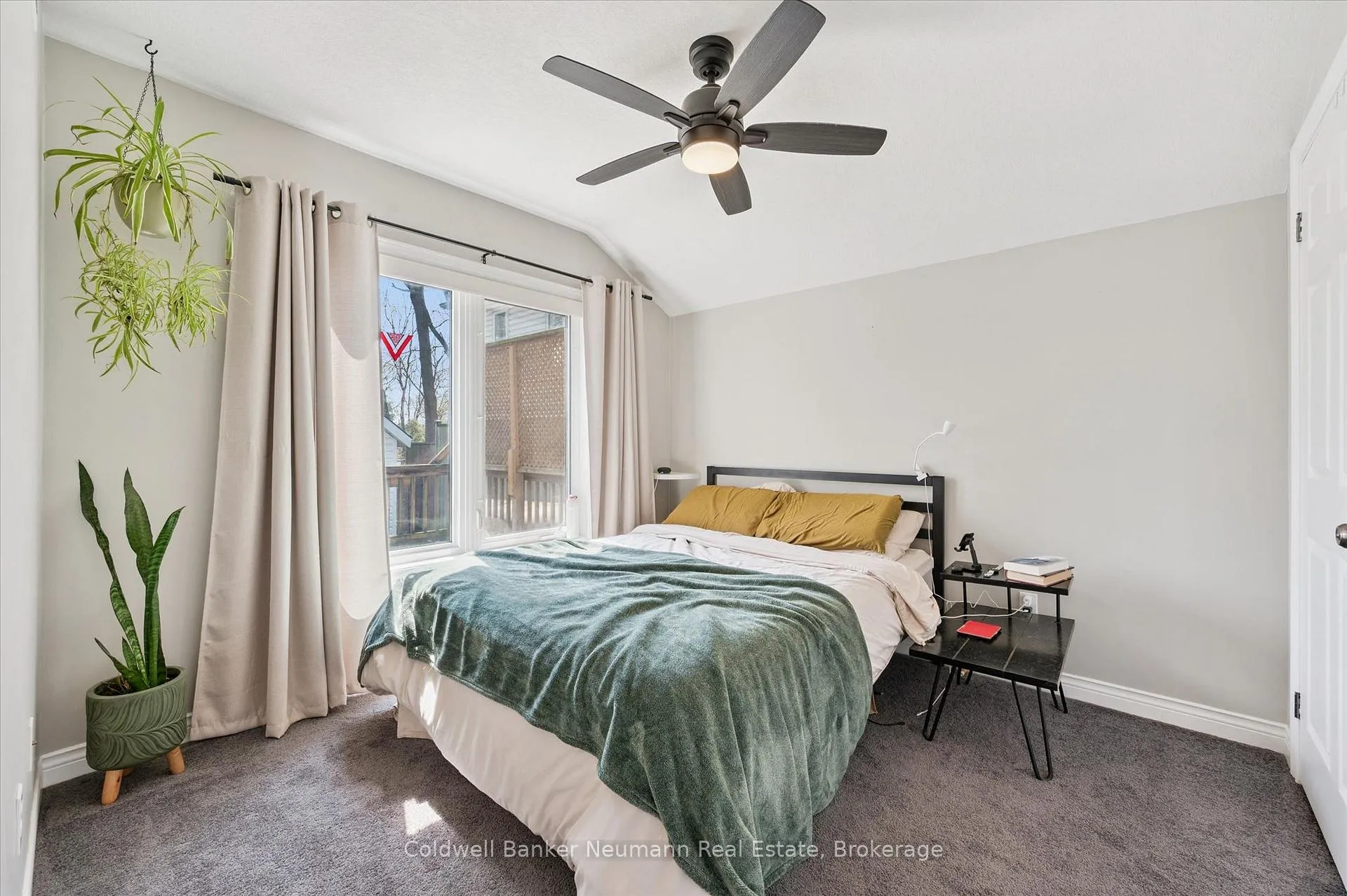 Photo 10 of 161 Grange Street, Guelph, St. George's — HOMEH