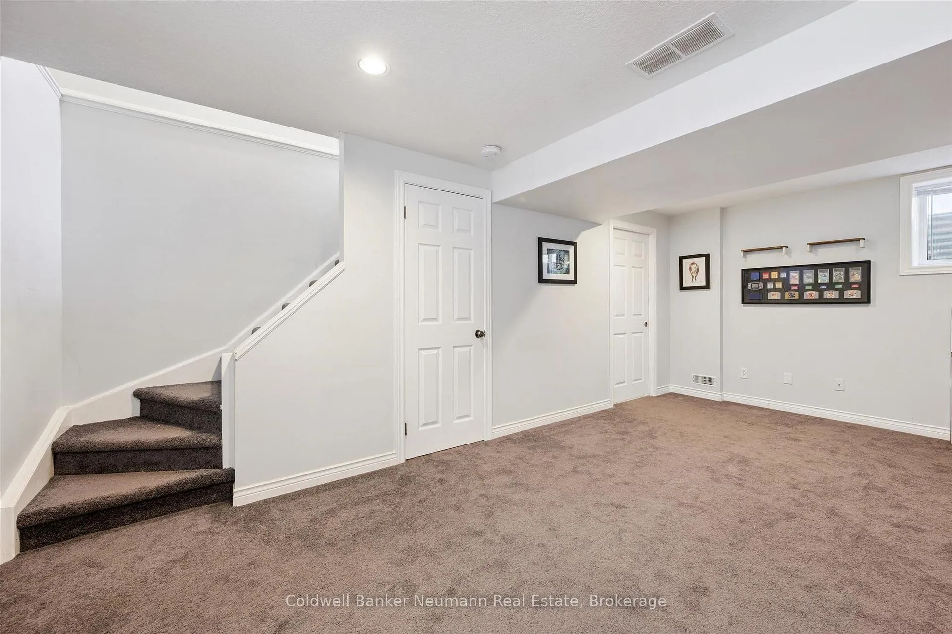 Photo 14 of 161 Grange Street, Guelph, St. George's — HOMEH