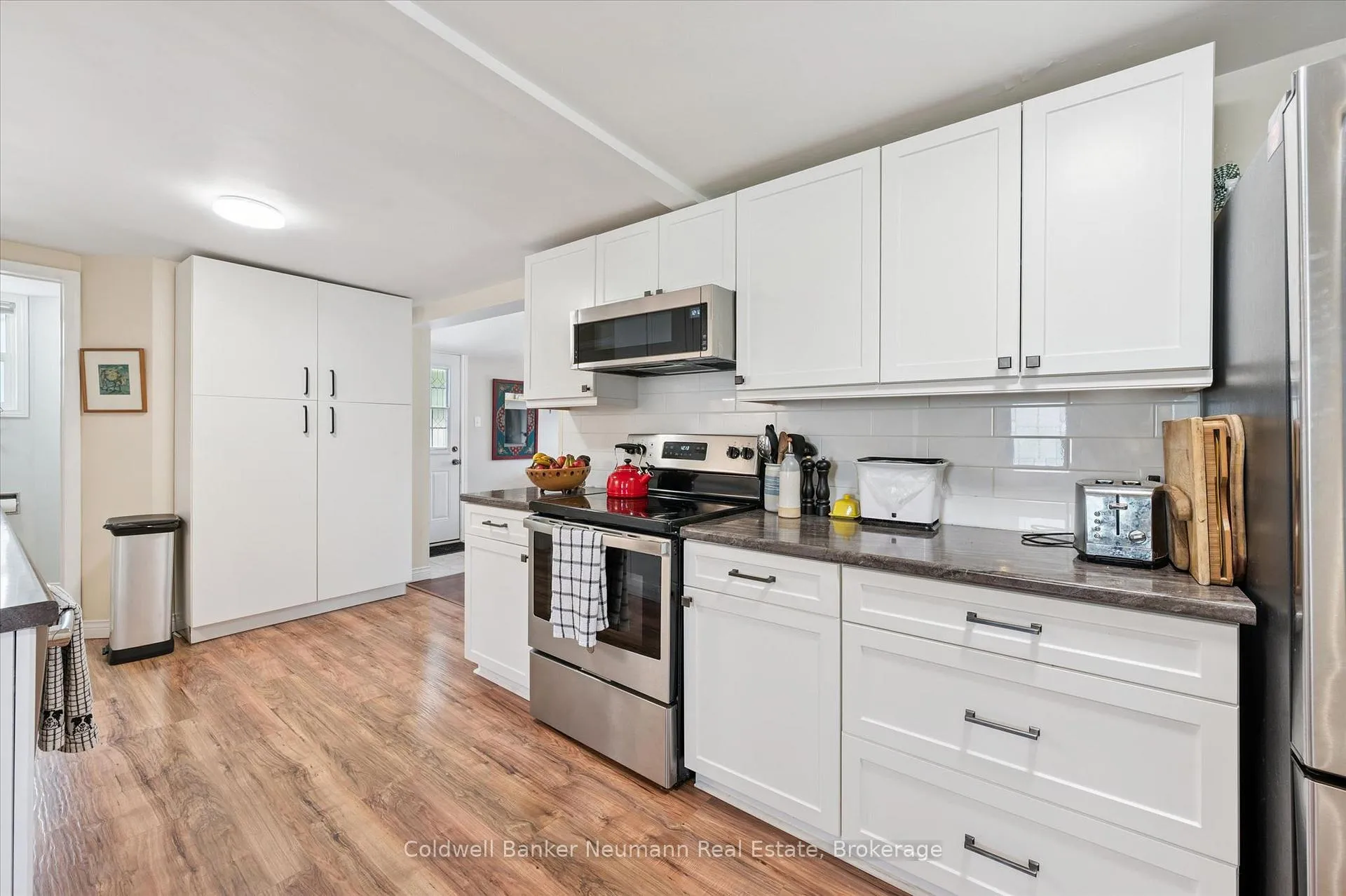 Photo 24 of 161 Grange Street, Guelph, St. George's — HOMEH