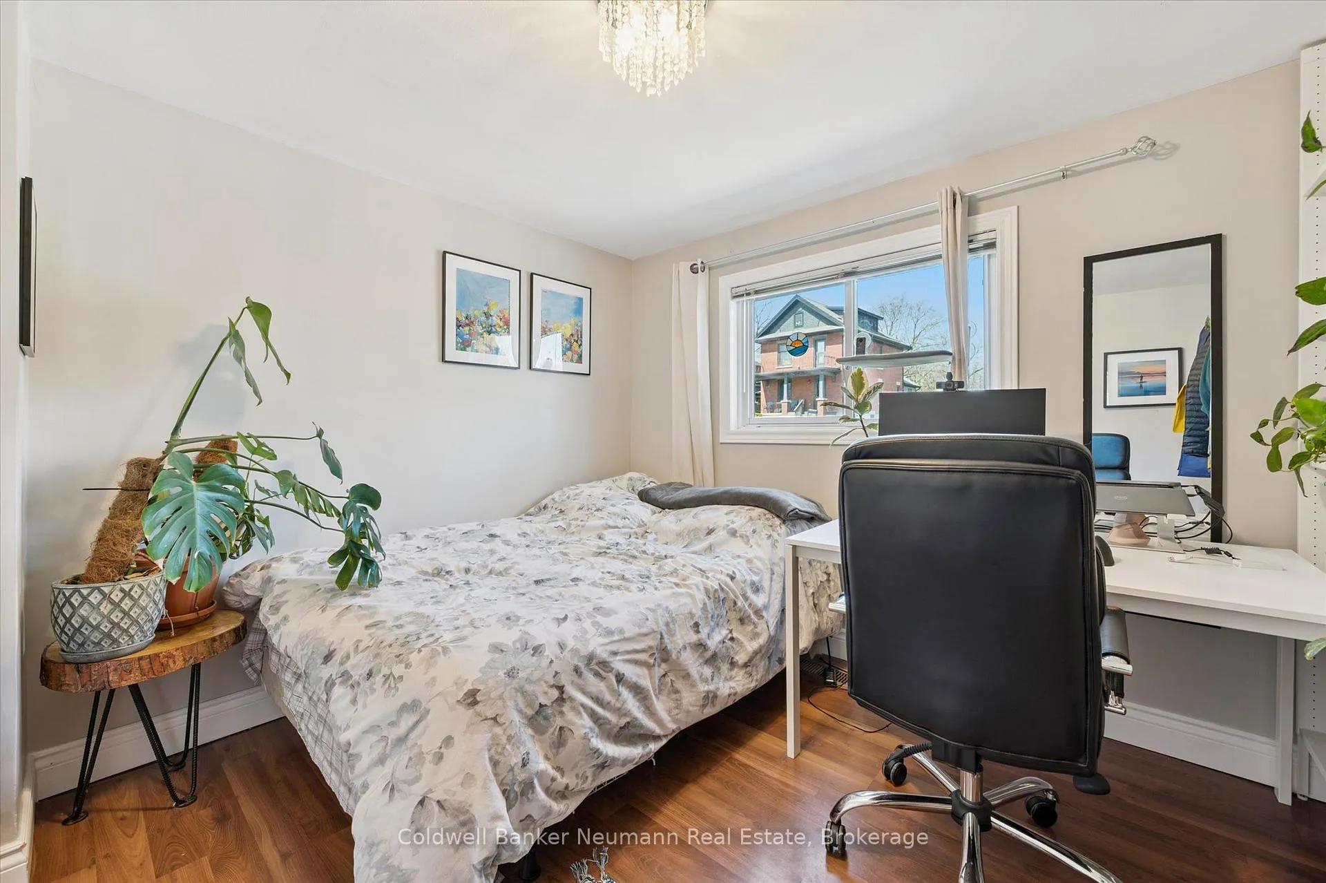 Photo 25 of 161 Grange Street, Guelph, St. George's — HOMEH