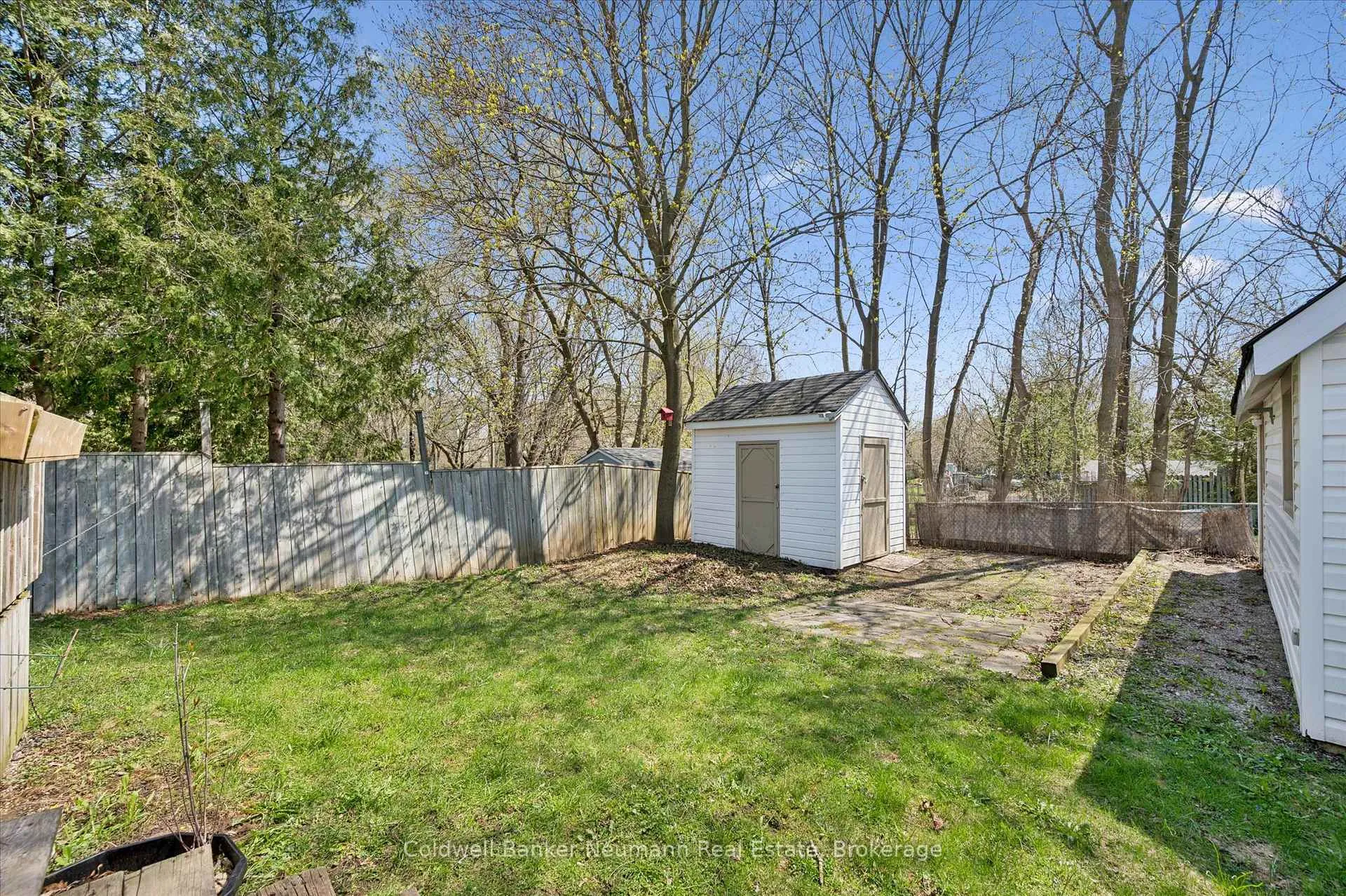 Photo 34 of 161 Grange Street, Guelph, St. George's — HOMEH