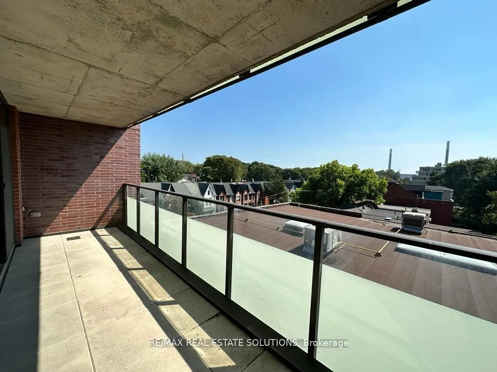 Photo 8 of Unit 425, 246 Logan Avenue, Toronto, South Riverdale — HOMEH