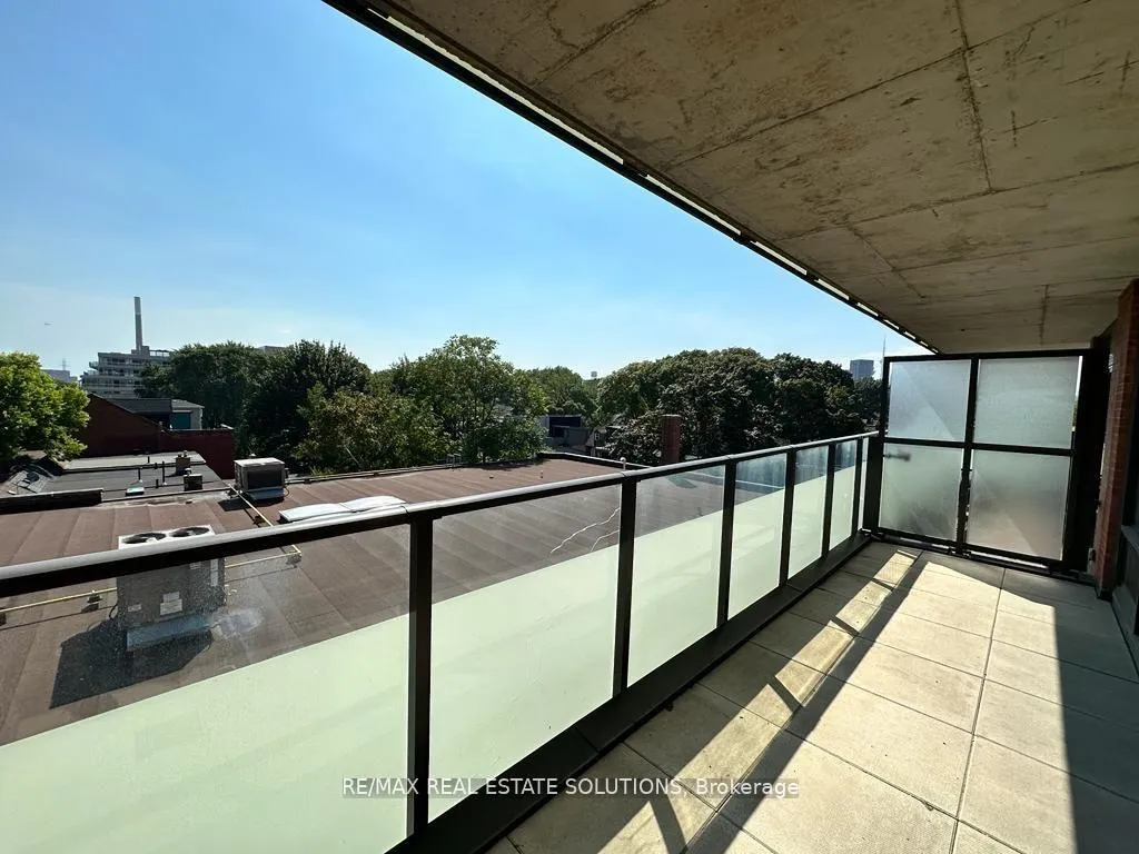 Photo 9 of Unit 425, 246 Logan Avenue, Toronto, South Riverdale — HOMEH