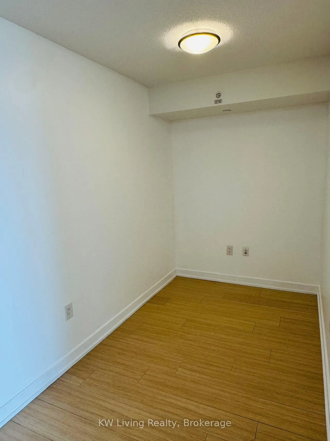 Photo 14 of Unit 1705, 75 Queens Wharf Road, Toronto, Waterfront Communities — HOMEH