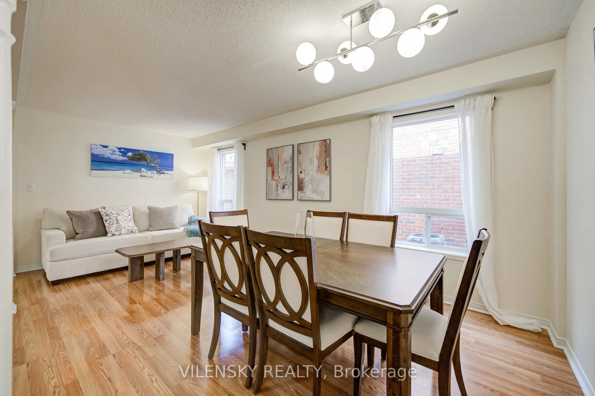 Photo 11 of 186 Purcell Crescent, Vaughan, Maple — HOMEH