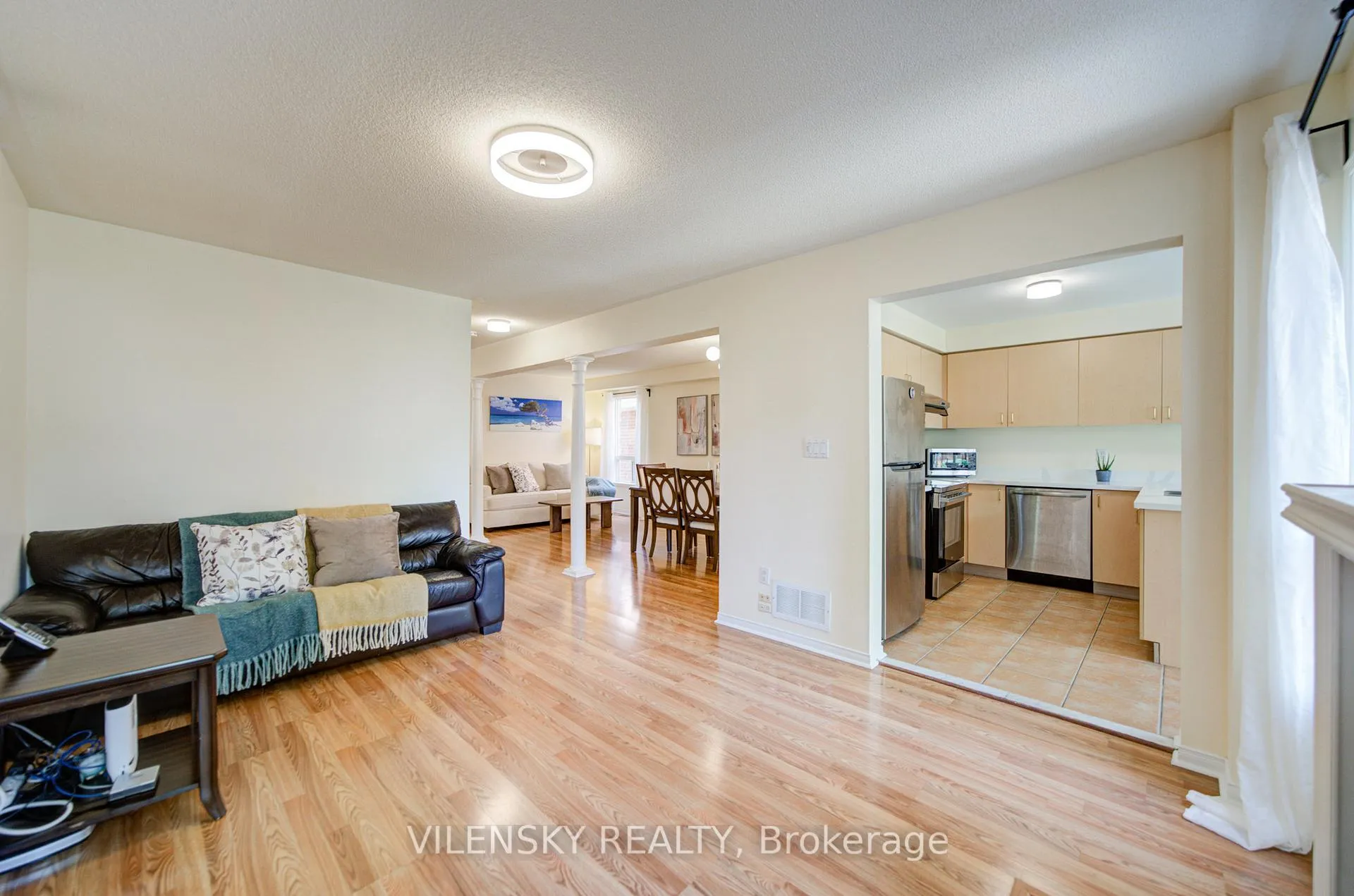 Photo 15 of 186 Purcell Crescent, Vaughan, Maple — HOMEH