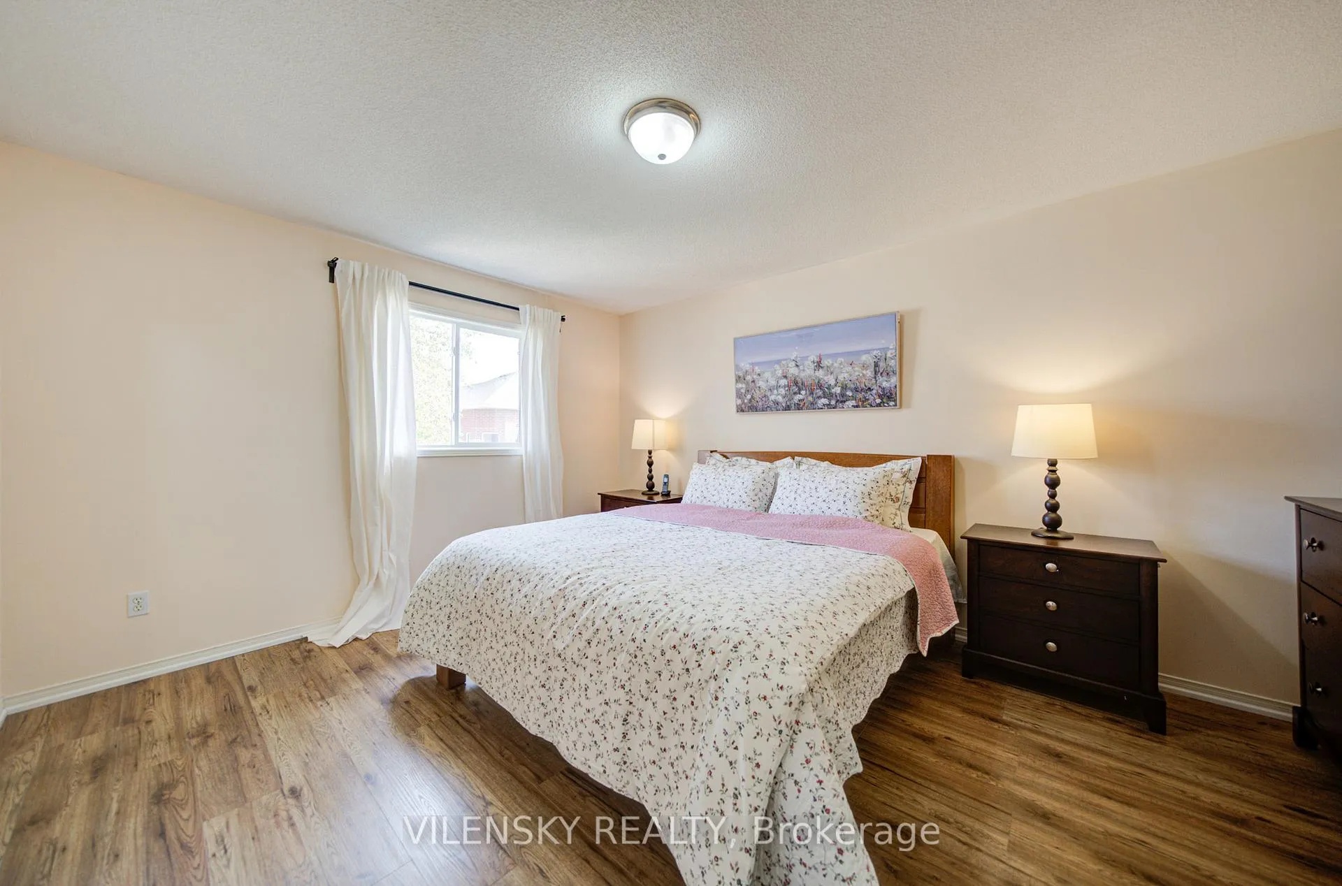 Photo 32 of 186 Purcell Crescent, Vaughan, Maple — HOMEH