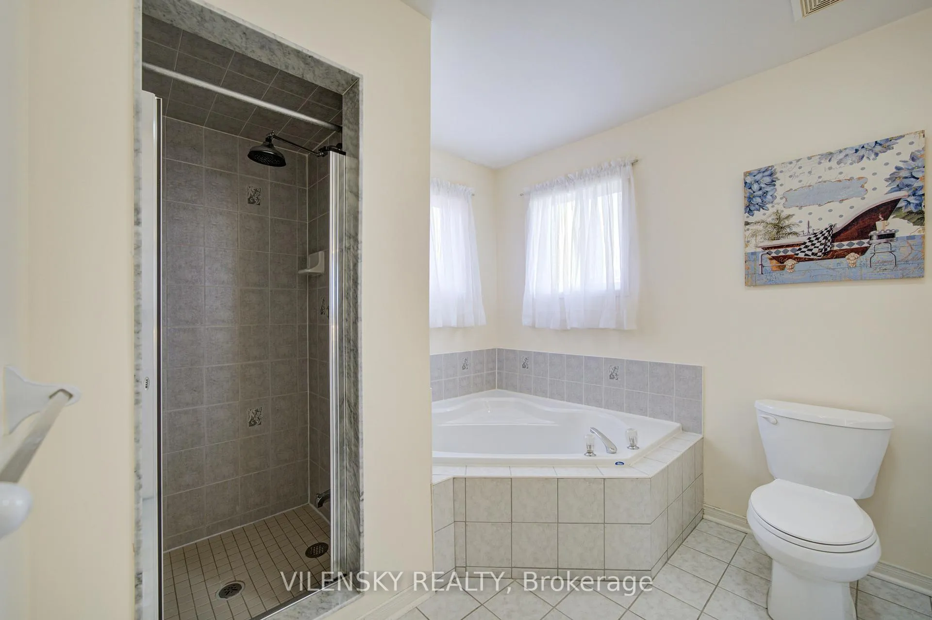 Photo 35 of 186 Purcell Crescent, Vaughan, Maple — HOMEH