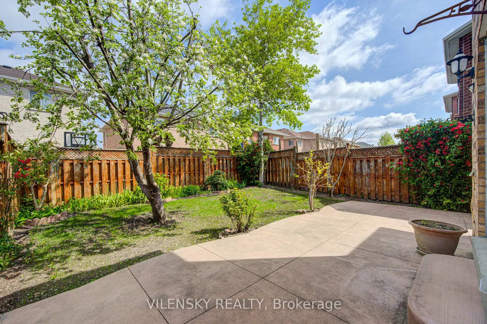 Photo 47 of 186 Purcell Crescent, Vaughan, Maple — HOMEH