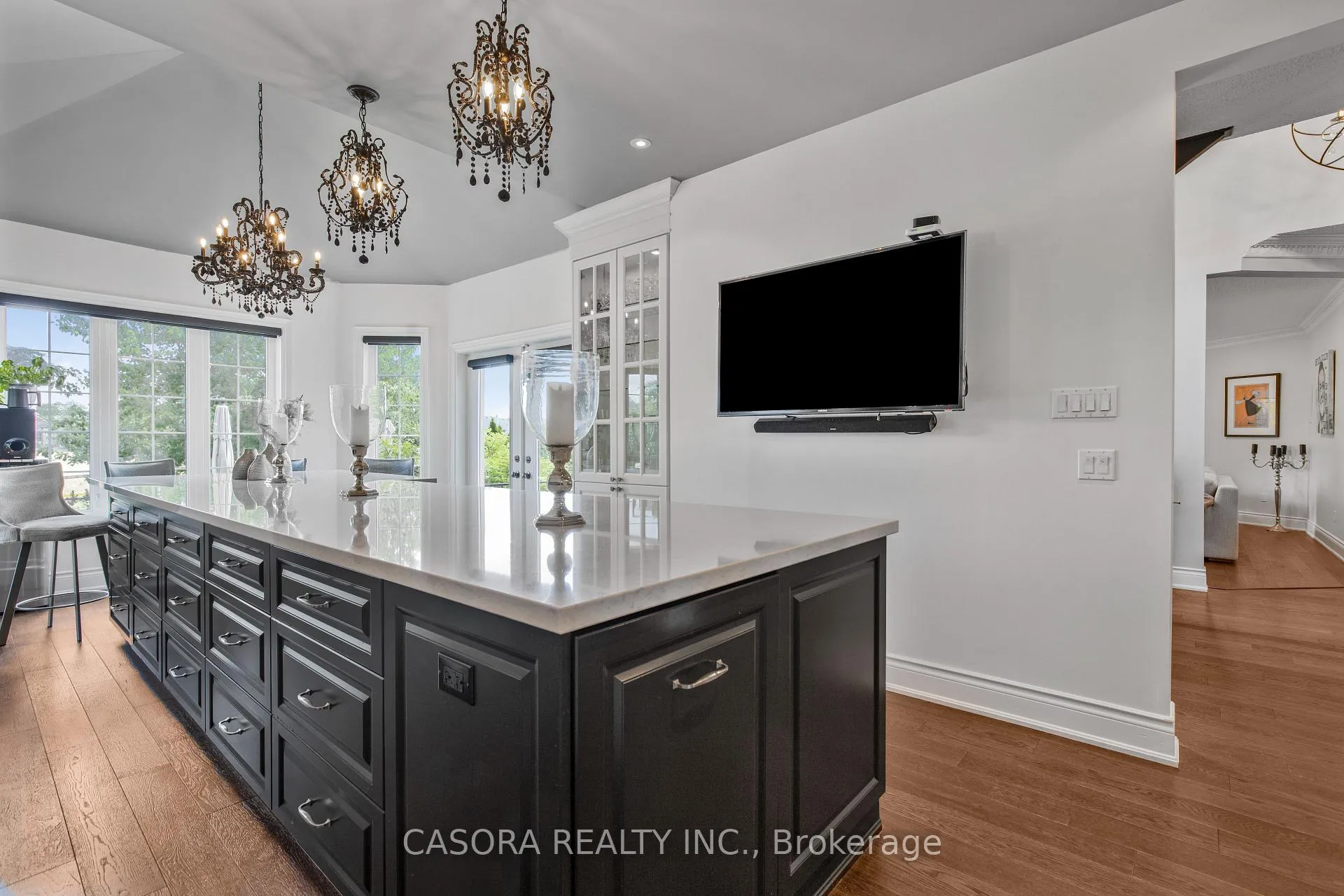 Photo 12 of 2147 Berwick Drive, Burlington, Rose — HOMEH