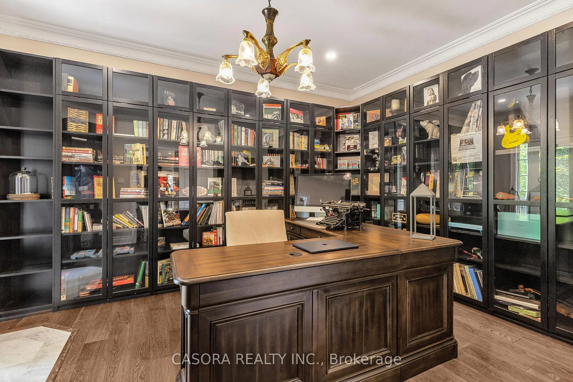 Photo 14 of 2147 Berwick Drive, Burlington, Rose — HOMEH