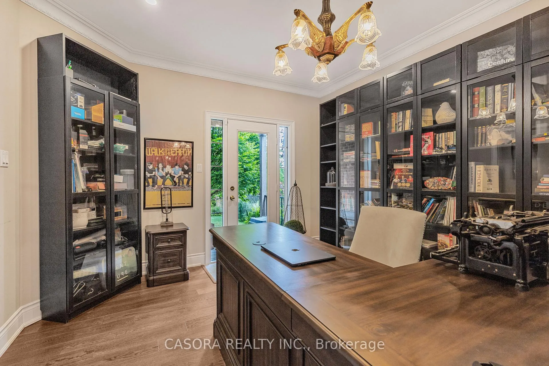 Photo 15 of 2147 Berwick Drive, Burlington, Rose — HOMEH
