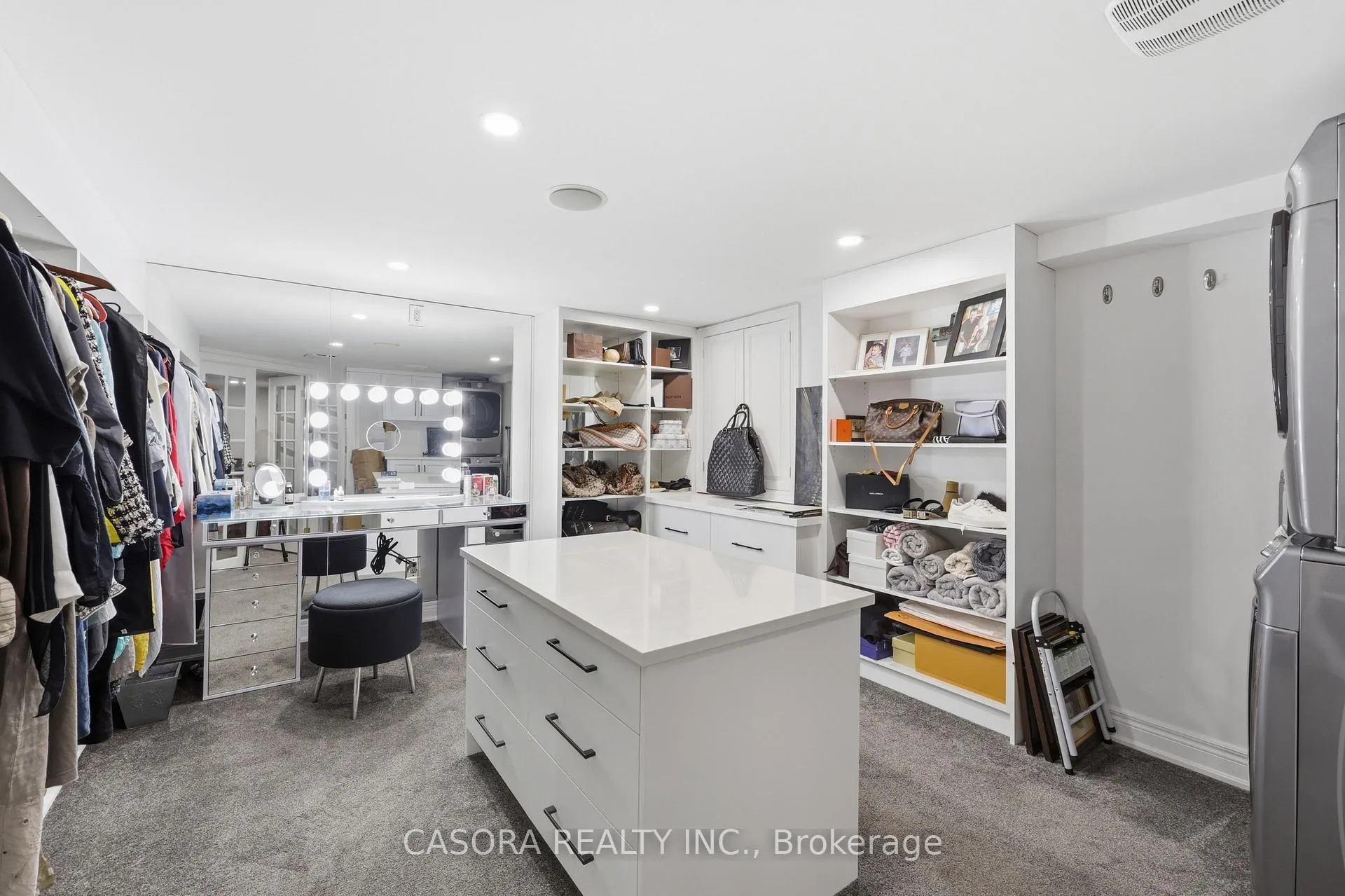 Photo 29 of 2147 Berwick Drive, Burlington, Rose — HOMEH