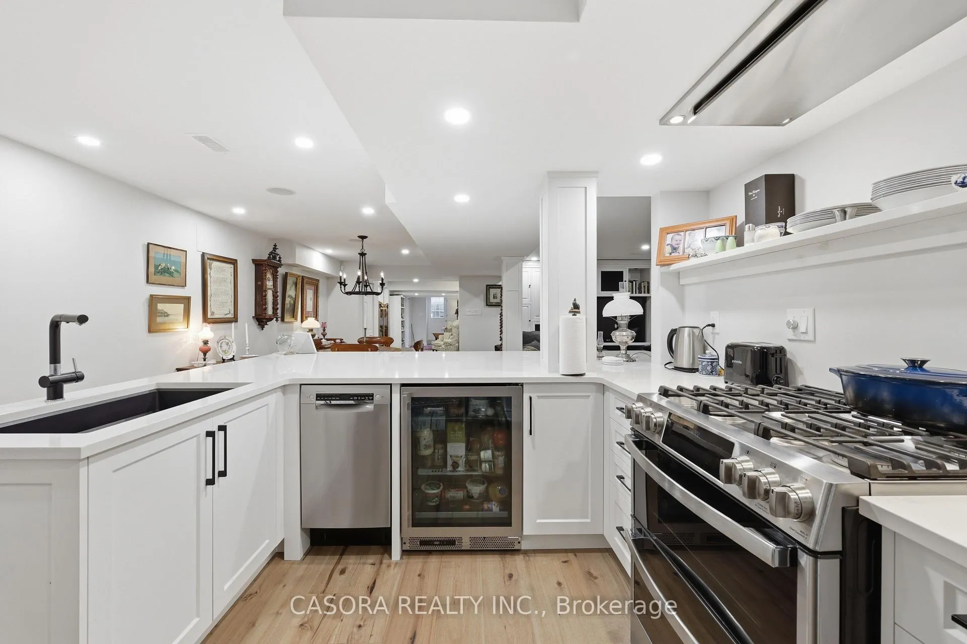 Photo 33 of 2147 Berwick Drive, Burlington, Rose — HOMEH