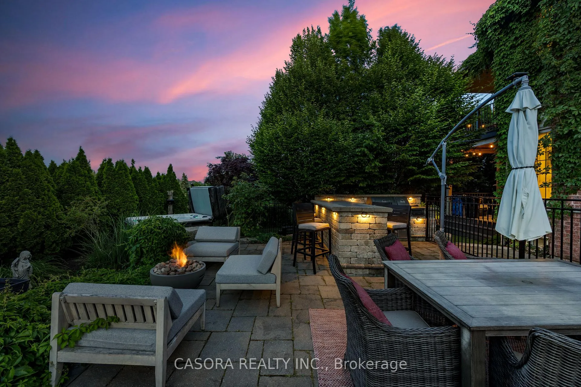 Photo 44 of 2147 Berwick Drive, Burlington, Rose — HOMEH